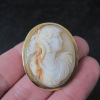 Vintage Gold Filled Carved Cameo Brooch