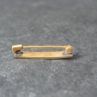 Tiny 1940s 10K Bar Pin Hayward NOS