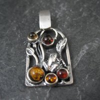 Vintage Sterling Silver Amber Frog Pendant