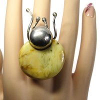 Vintage Artisan Sterling Baltic Egg Yolk Amber Beetle Bug Ring