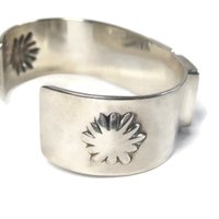 Mother of Pearl Cuff Bracelet 7 Inches