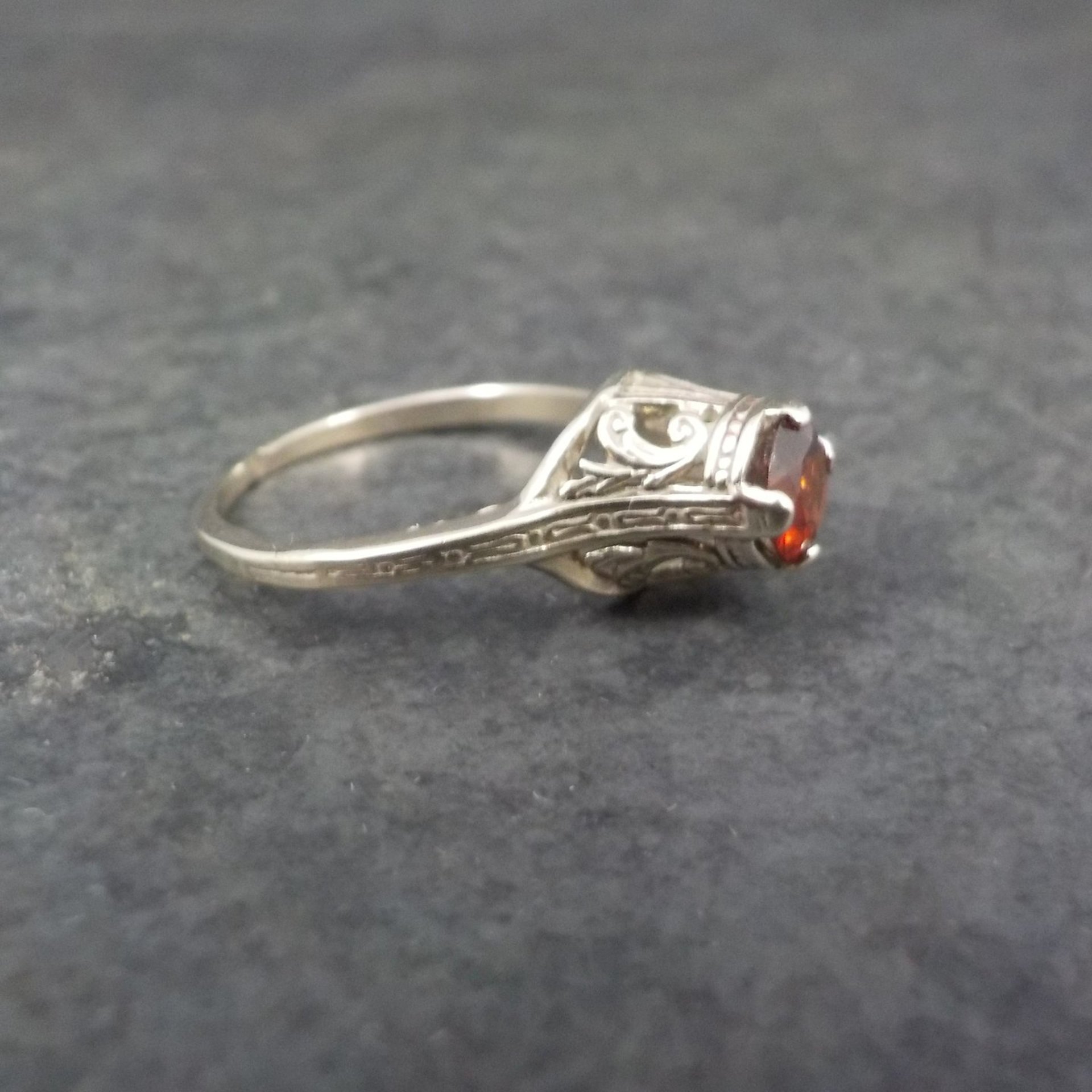 14K White Gold Art Deco High Set Garnet Filigree Ring Size 4.75
