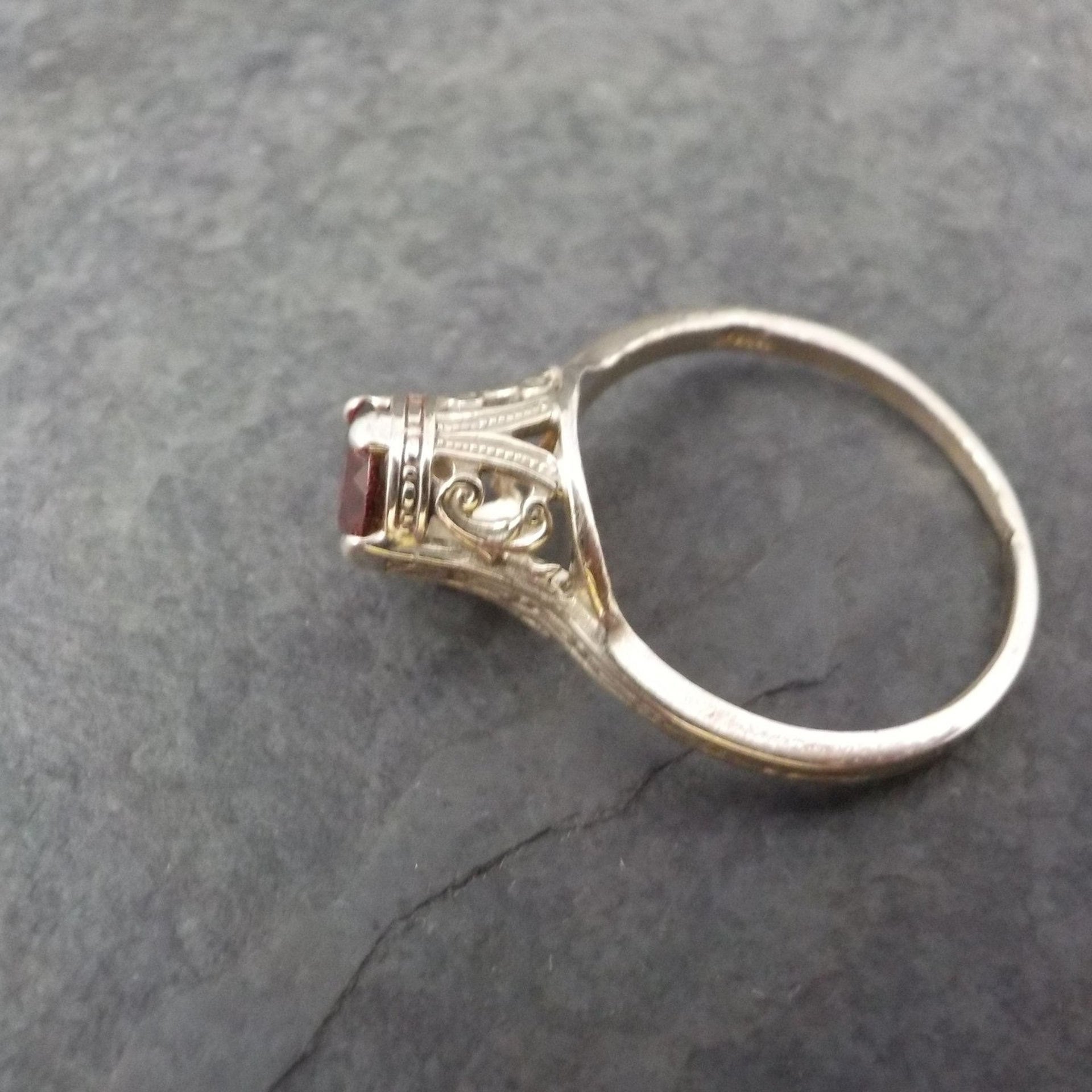 14K White Gold Art Deco High Set Garnet Filigree Ring Size 4.75