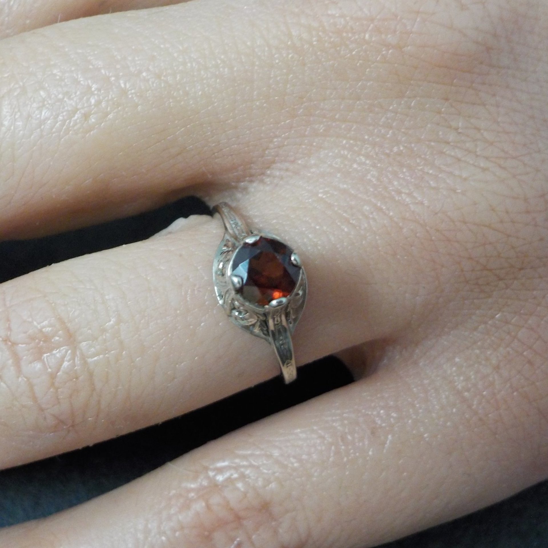 14K White Gold Art Deco High Set Garnet Filigree Ring Size 4.75