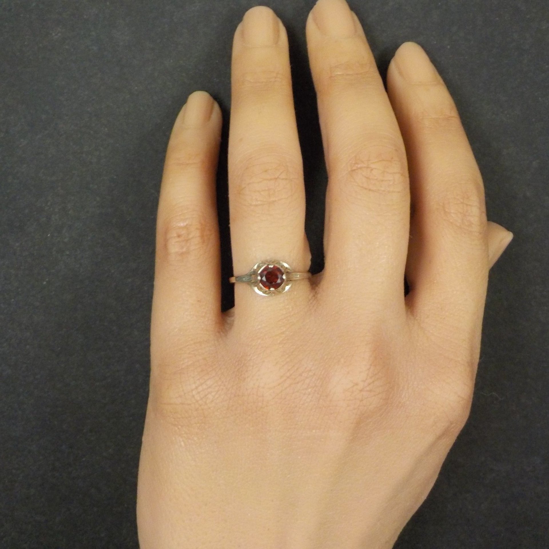 14K White Gold Art Deco High Set Garnet Filigree Ring Size 4.75