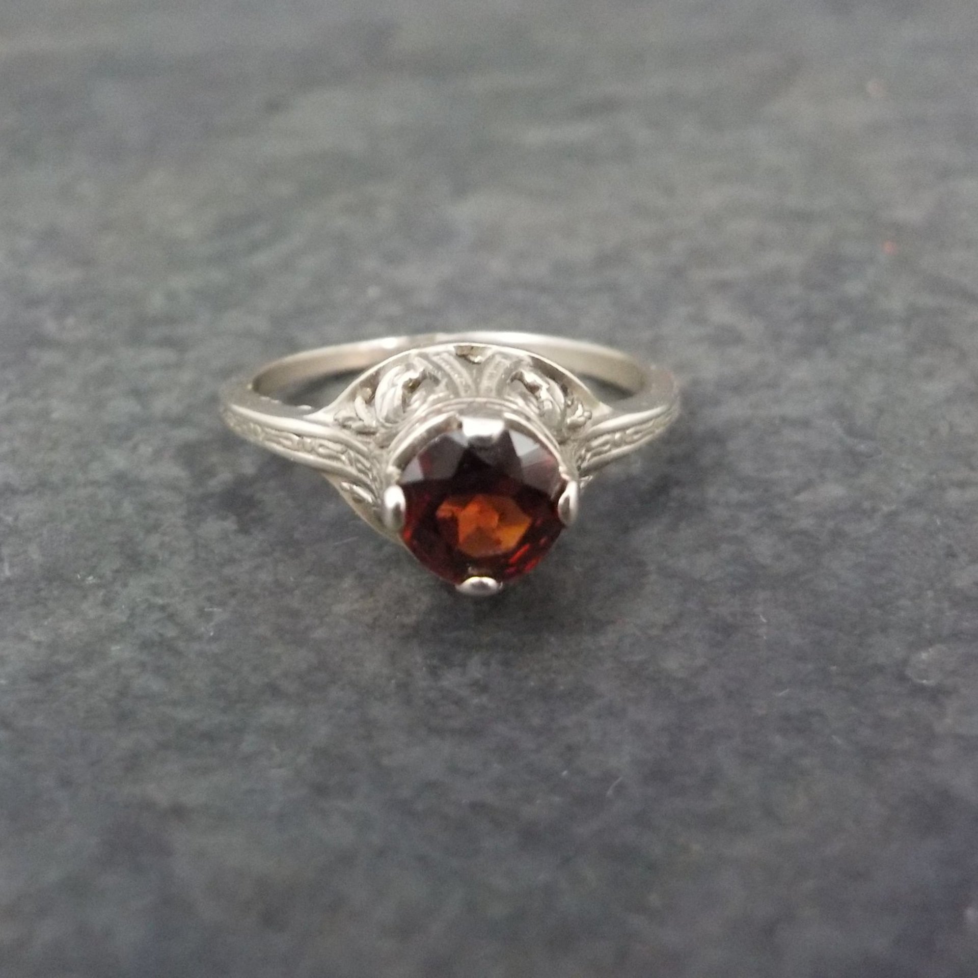 14K White Gold Art Deco High Set Garnet Filigree Ring Size 4.75
