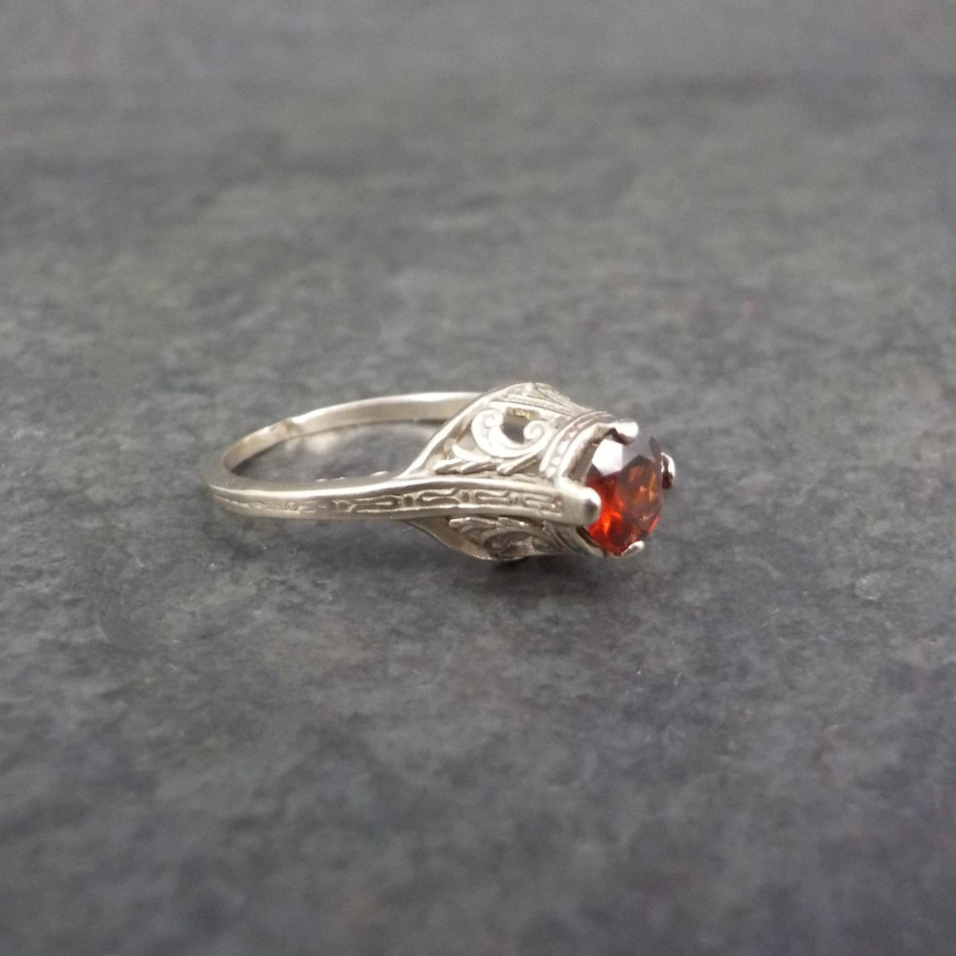 14K White Gold Art Deco High Set Garnet Filigree Ring Size 4.75