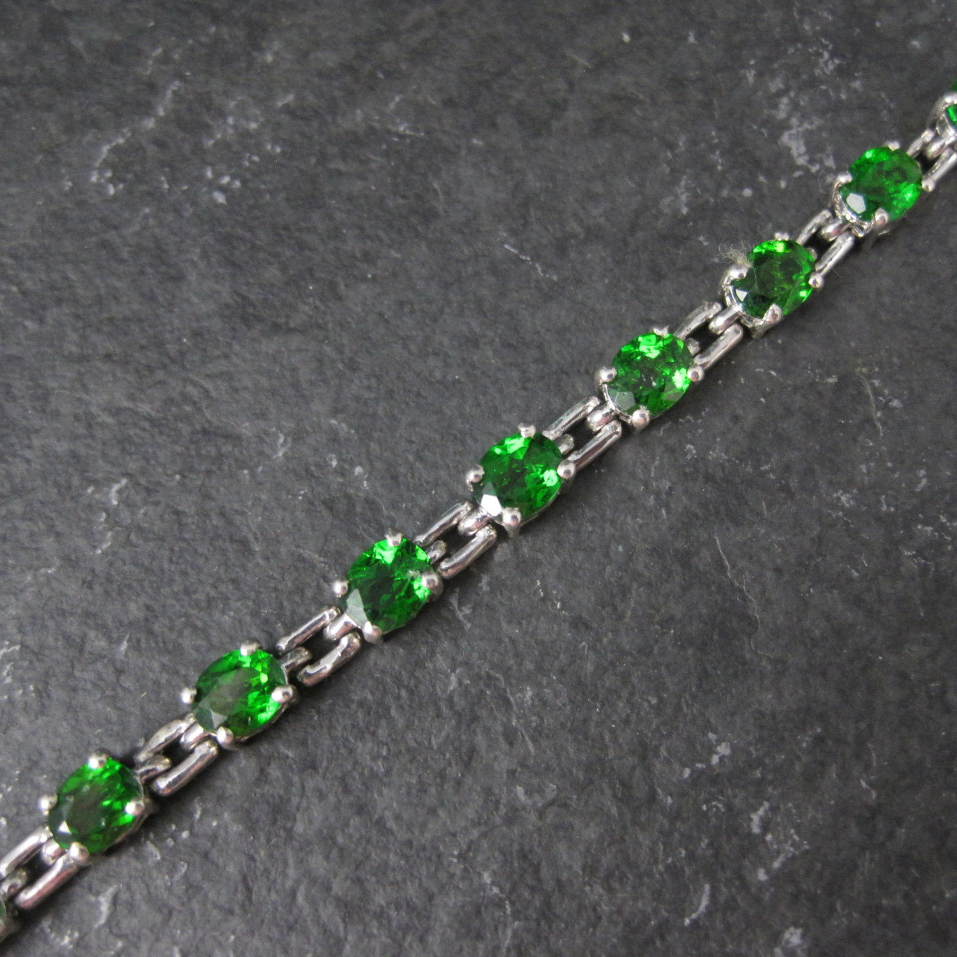 8.4 Carat Chrome Diopside Tennis Bracelet 7.75"