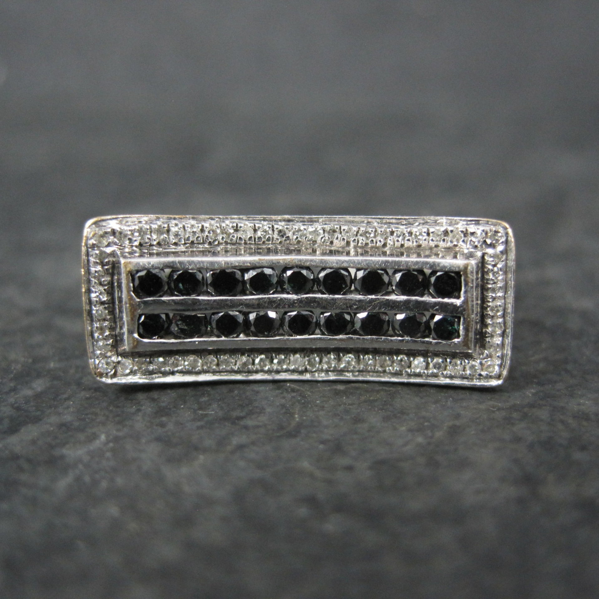 Estate 10K Black and White Diamond Ring .64 Ctw Size 8.5
