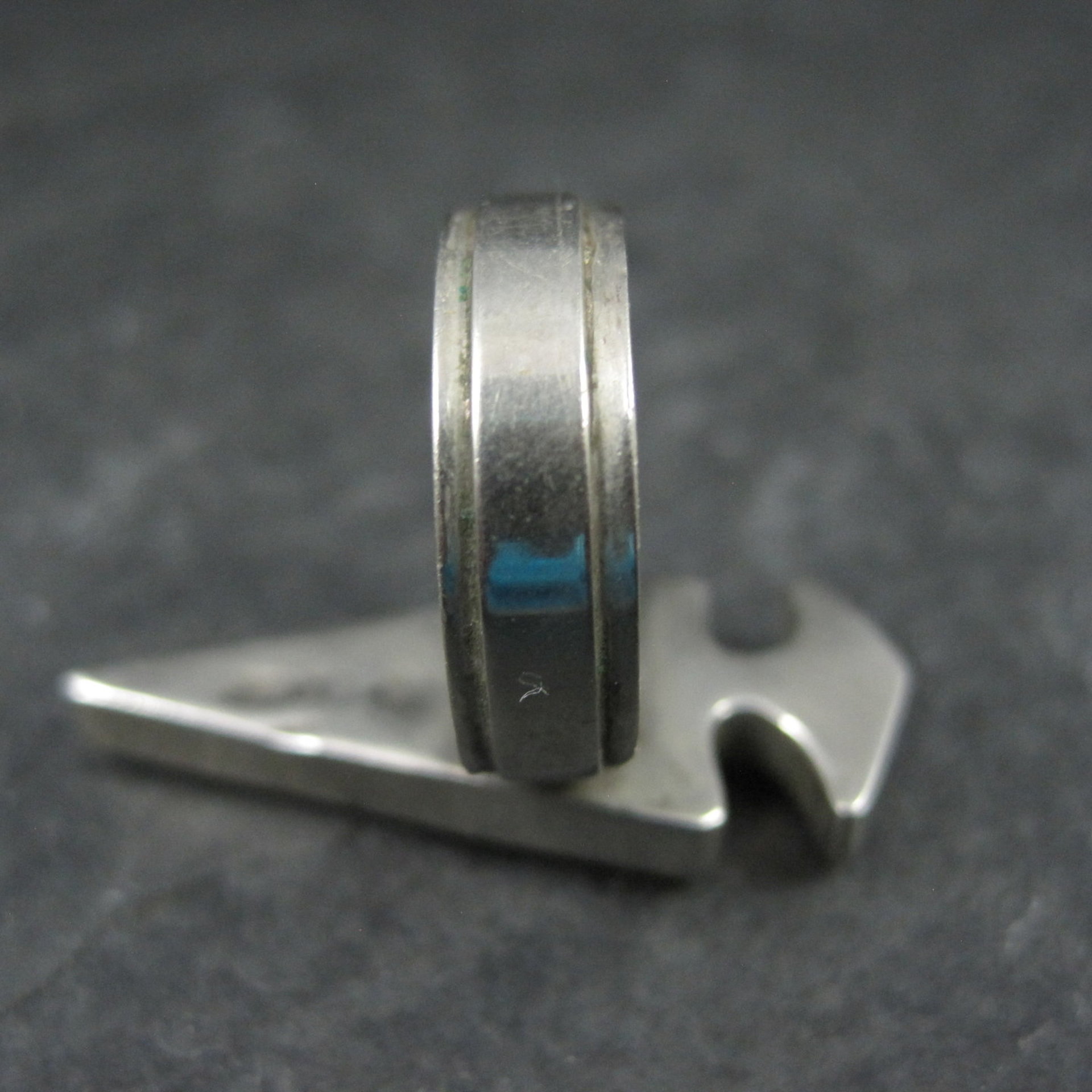 Vintage Sterling Silver Jet and Turquoise Inlay Arrowhead Ring Size 6 Signed