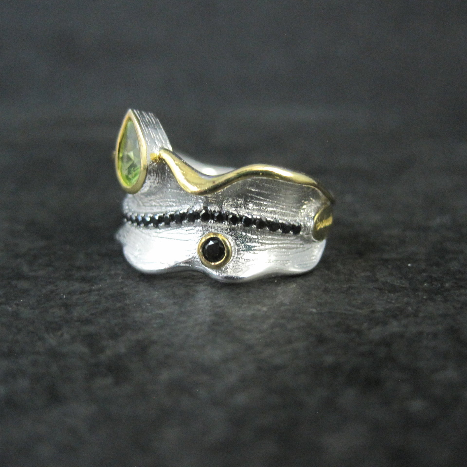 Unique Peridot & Black Spinel Ring Size 7 Sterling Silver & Vermeil