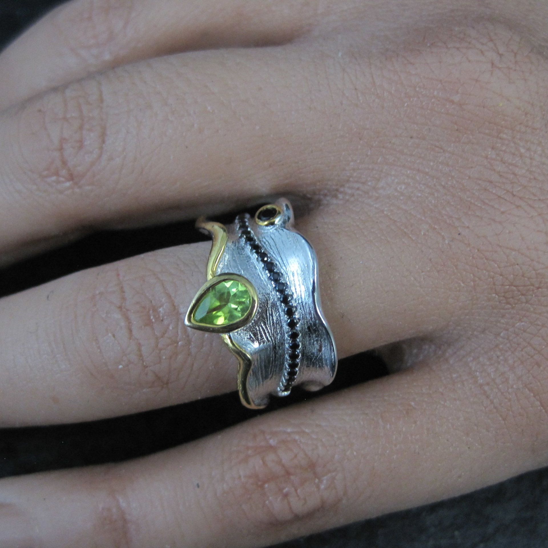 Unique Peridot & Black Spinel Ring Size 7 Sterling Silver & Vermeil