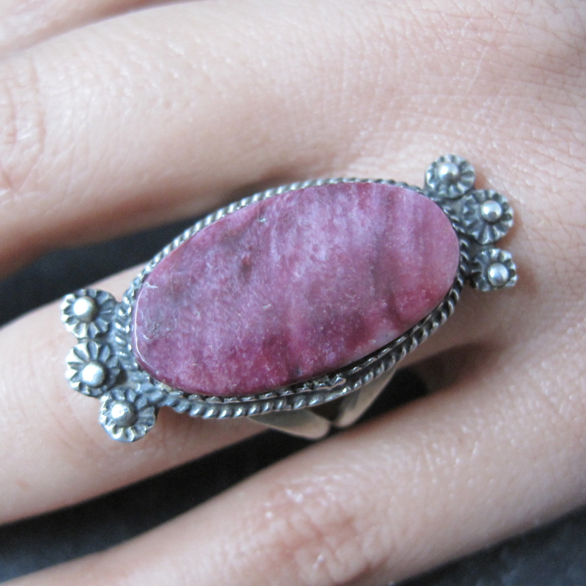 Vintage Southwestern Sterling Purple Spiny Oyster Ring Size 9 Signed