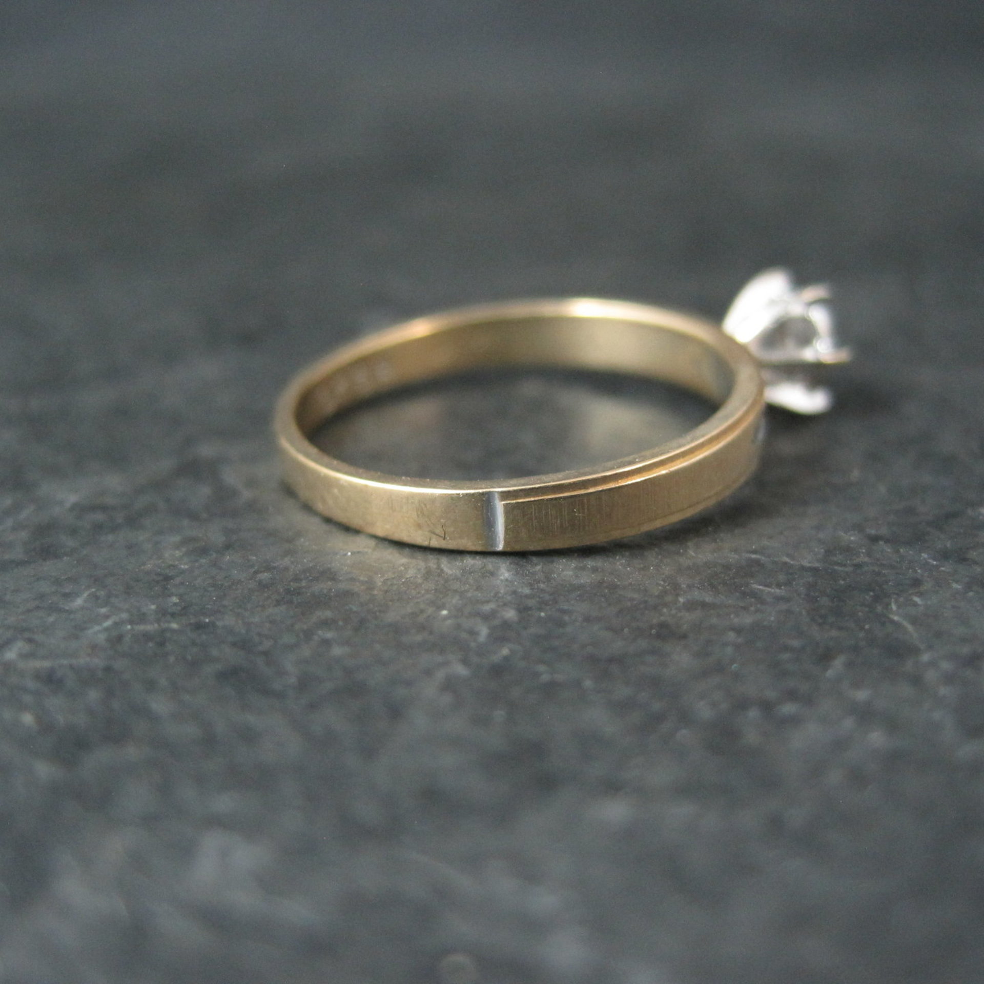 Simple Vintage 10K Diamond Illusion Solitaire Engagement Ring Size 6