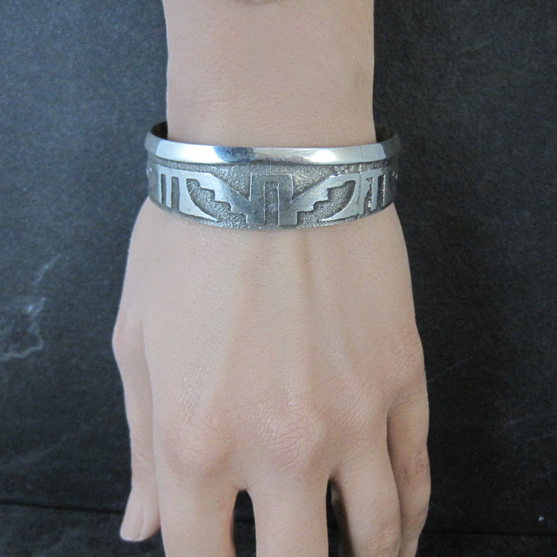 Navajo Sterling Tufa Cuff Bracelet 6.25 Inches Anthony Bowman
