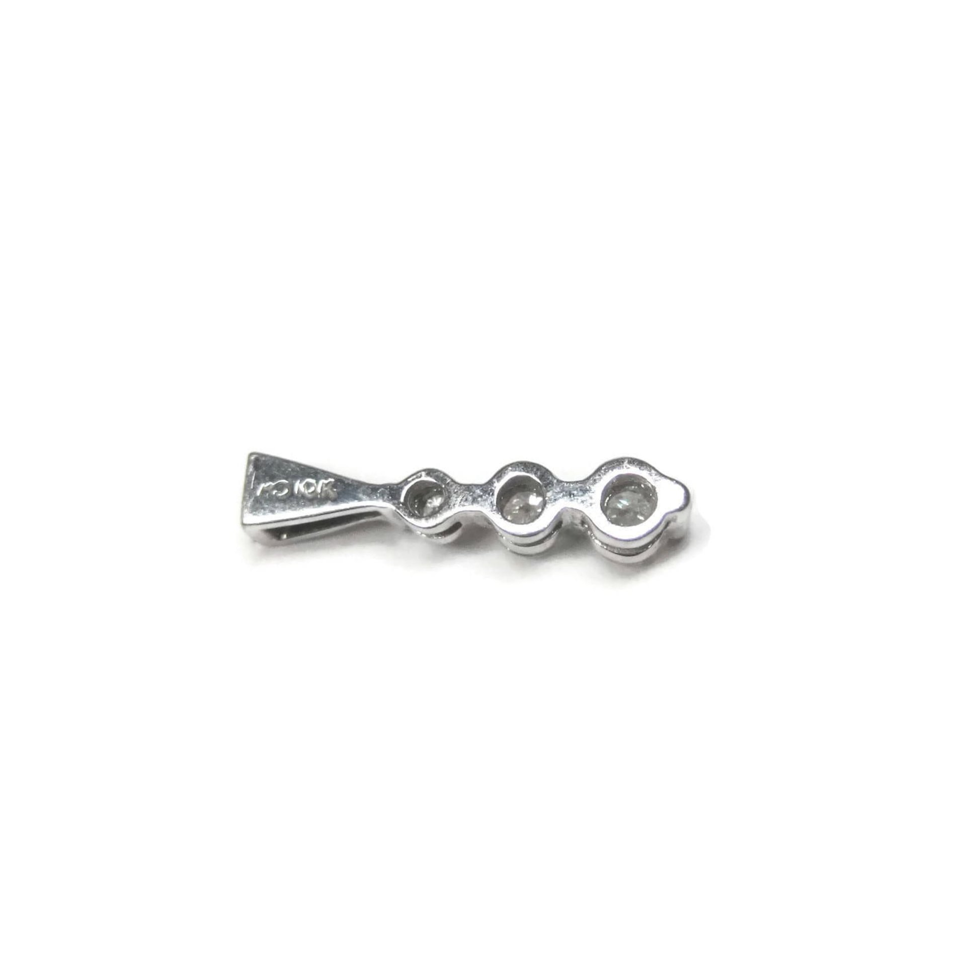 Estate 10K .28 Carat Graduated Diamond Pendant
