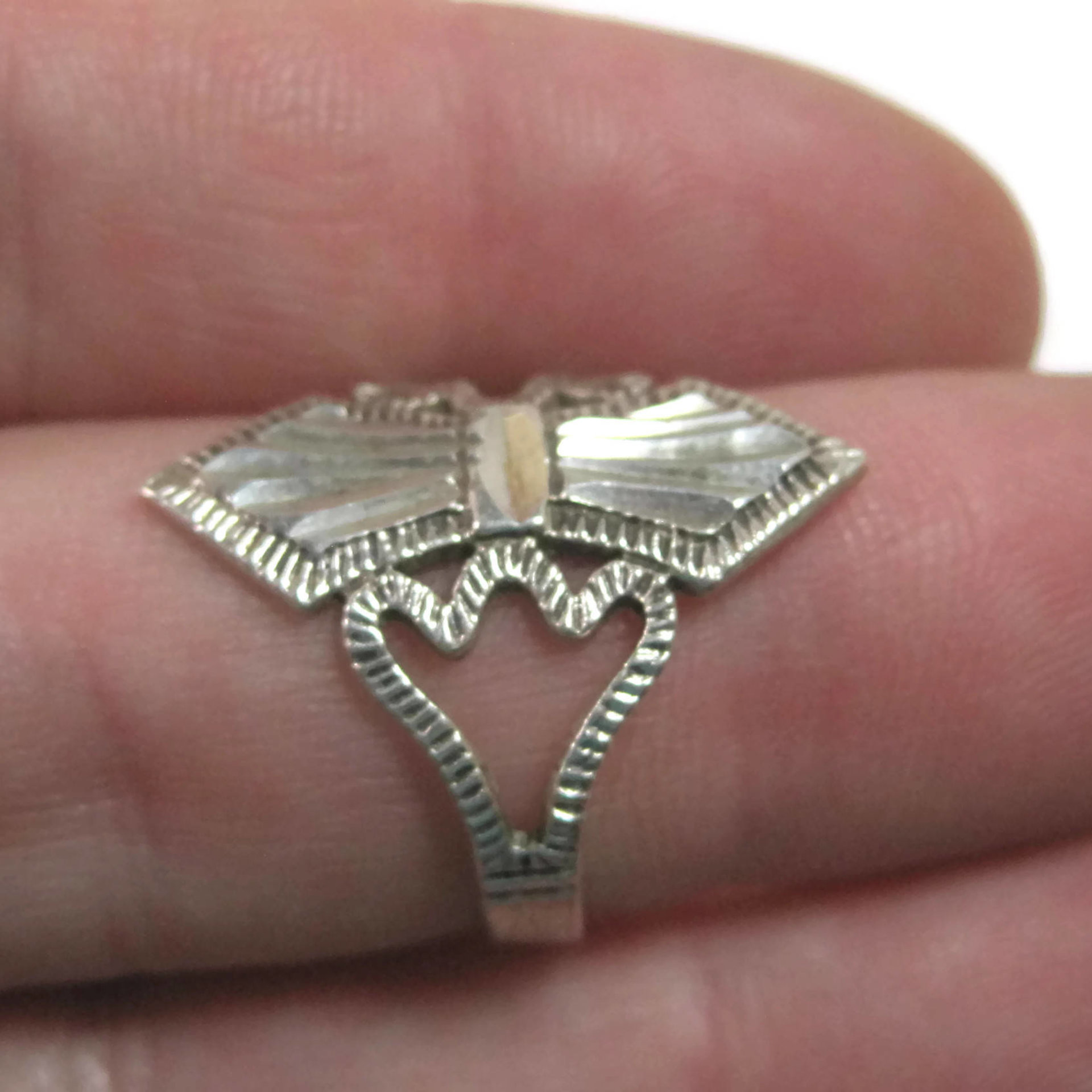 Vintage Sterling Diamond Cut Ring Size 6