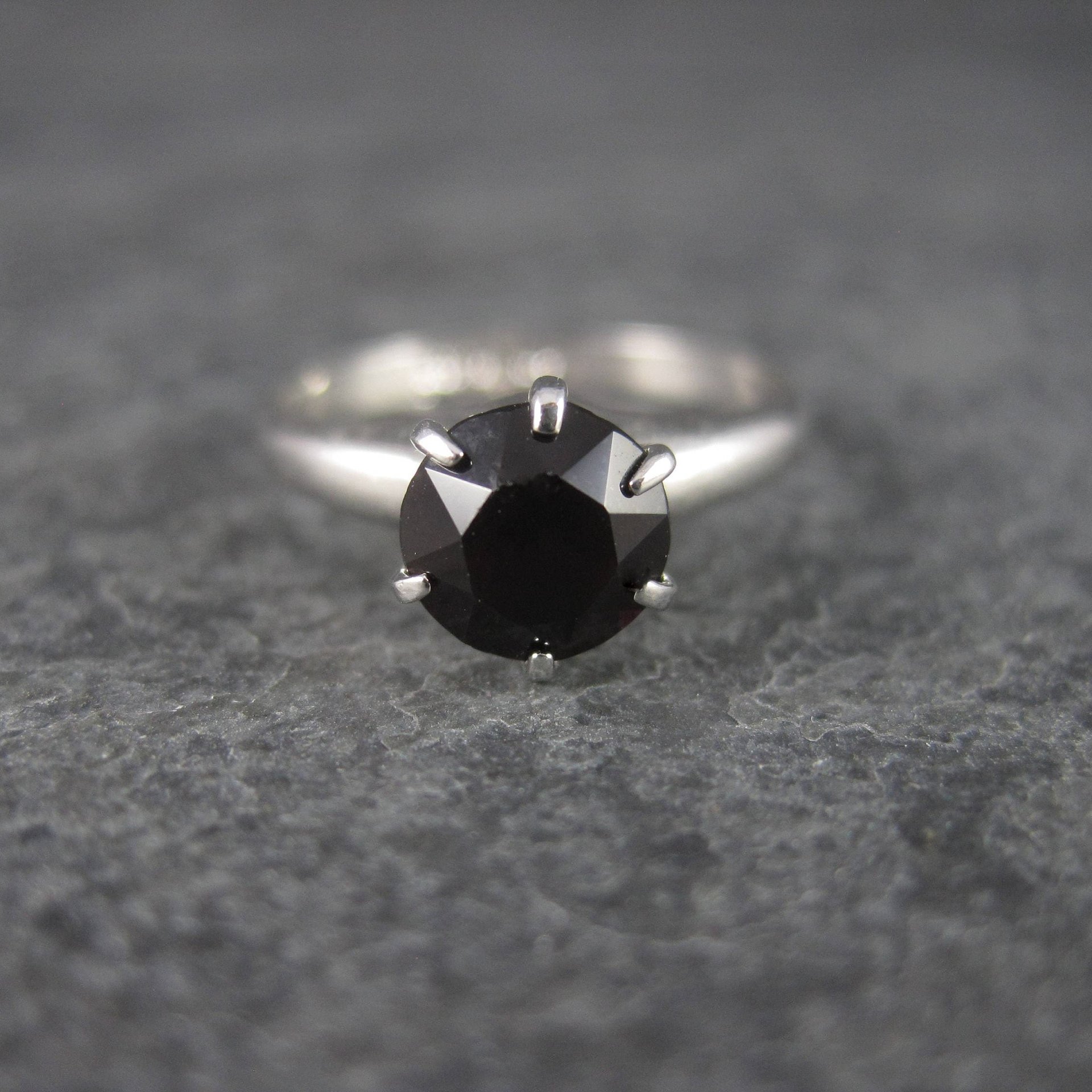 Vintage Sterling Garnet Solitaire Ring Size 5