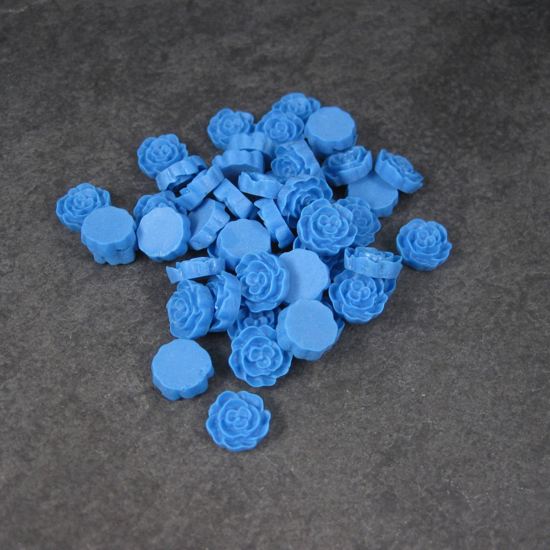 Blue Resin Flowers 12mm