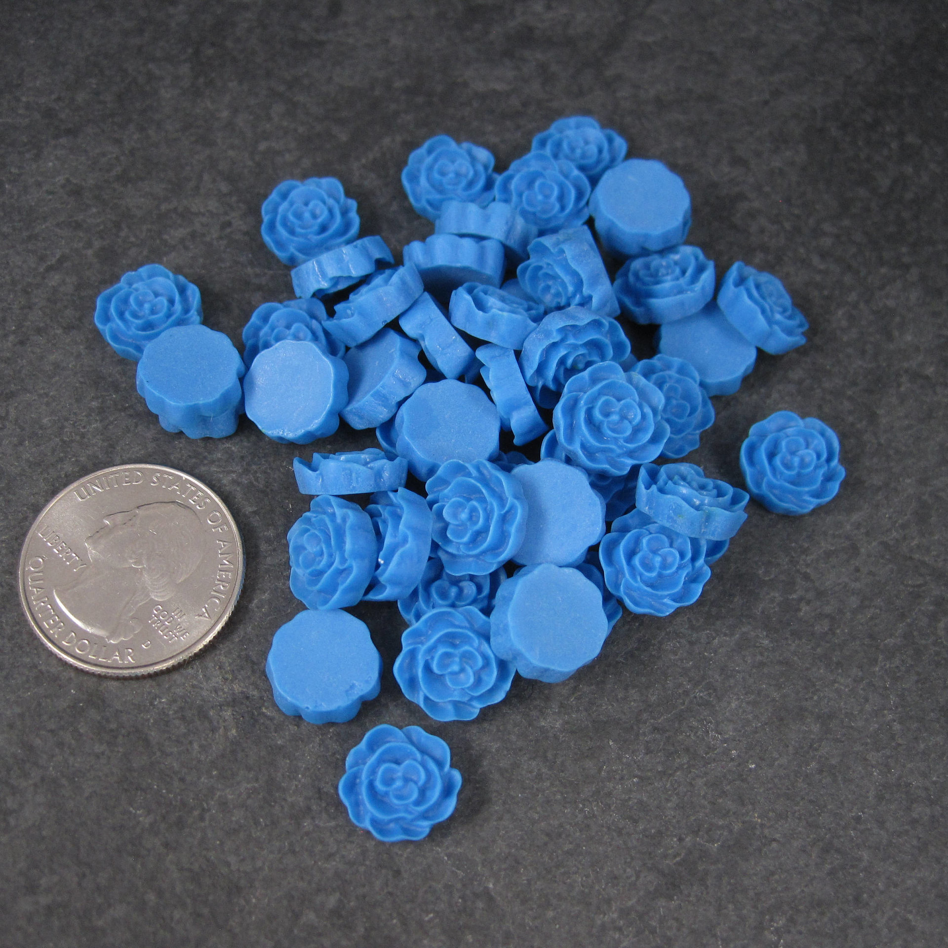 Blue Resin Flowers 12mm