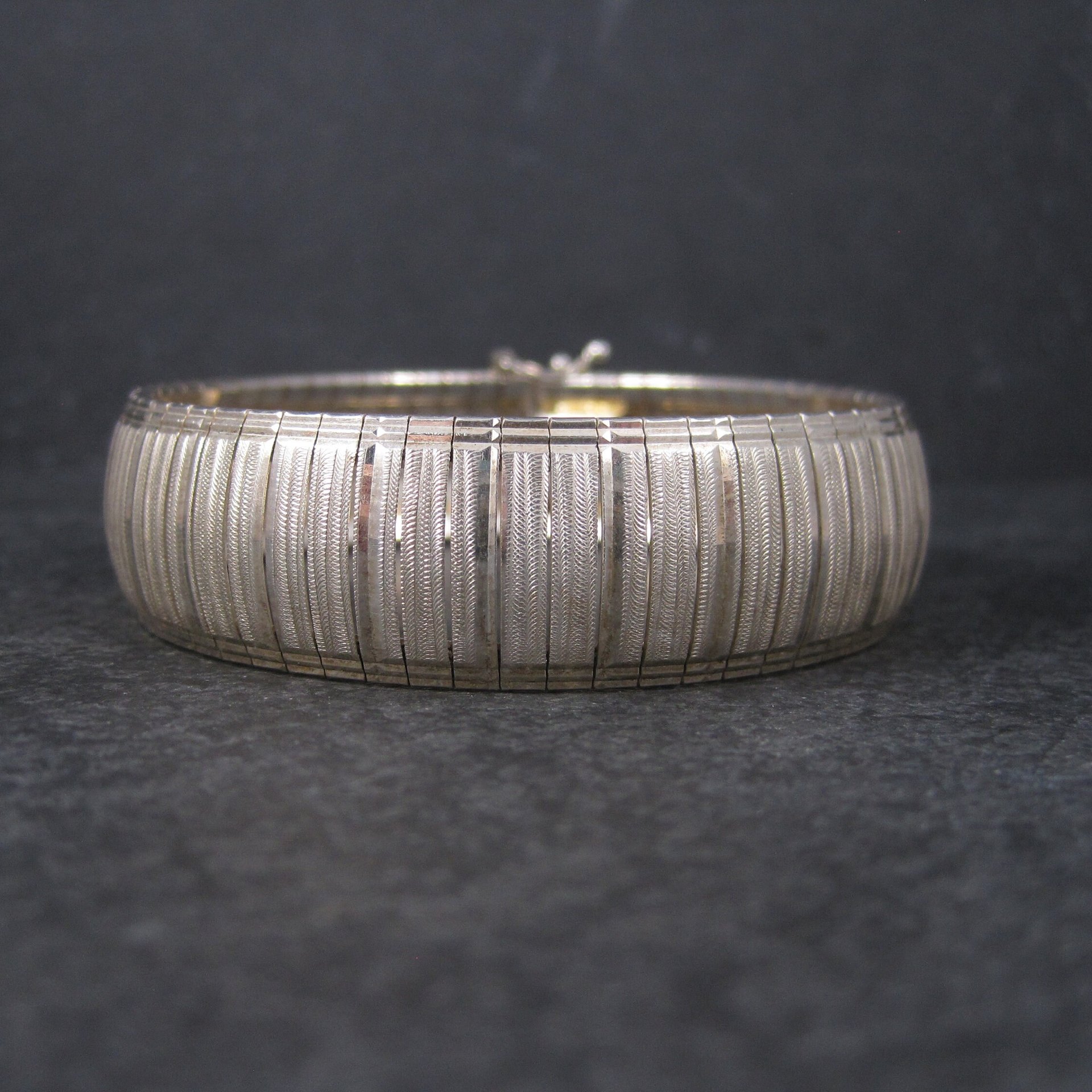 Wide Vintage Sterling 18mm Snake Bracelet 7.5 Inches