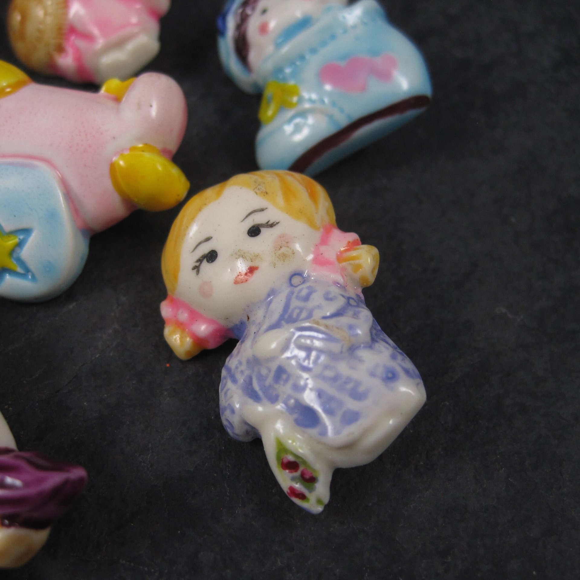 Destash Vintage Resin Kitsch Pins People Elephant Kitten Airplane