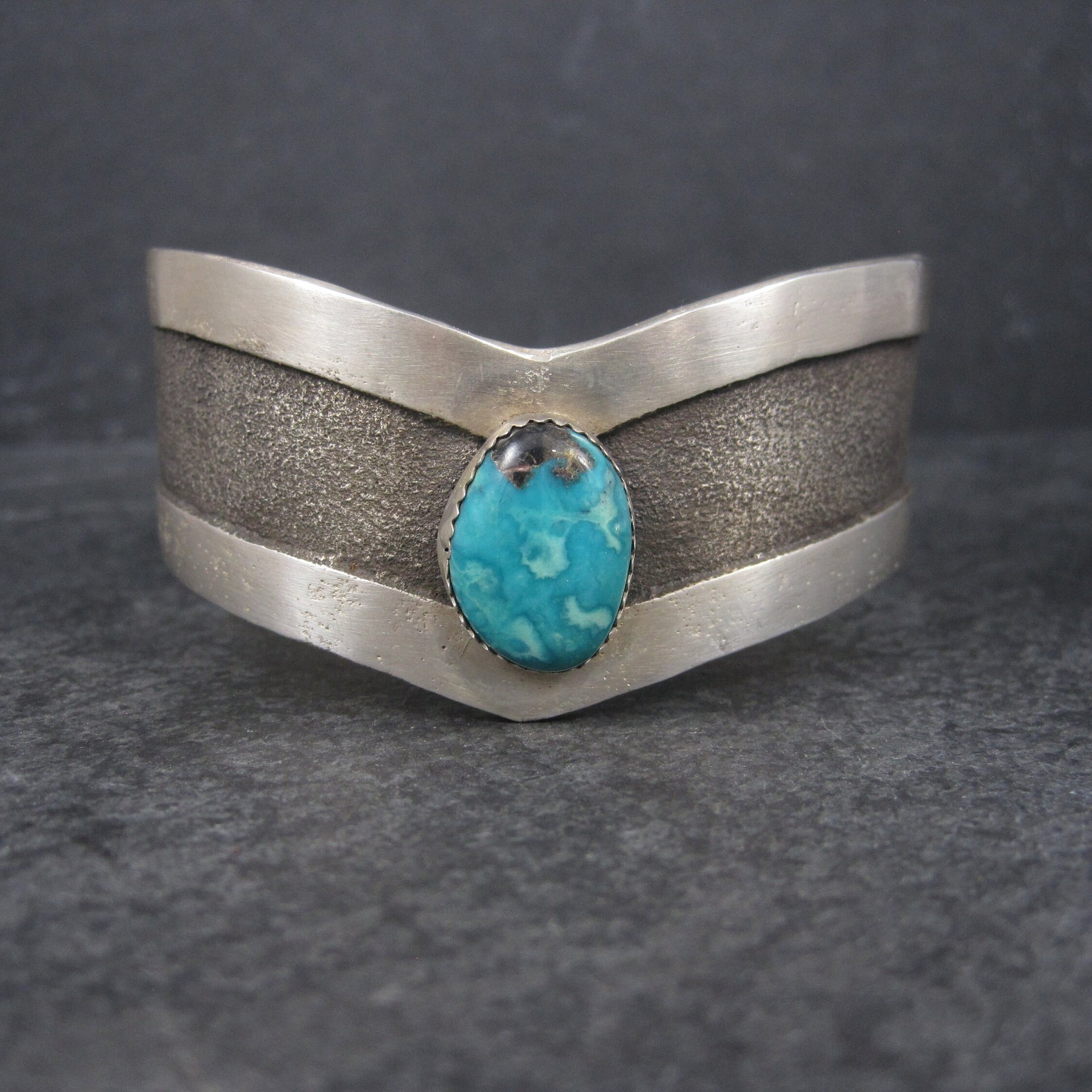 Vintage Navajo Sterling Tufa Turquoise Cuff Bracelet 6.75 Inches