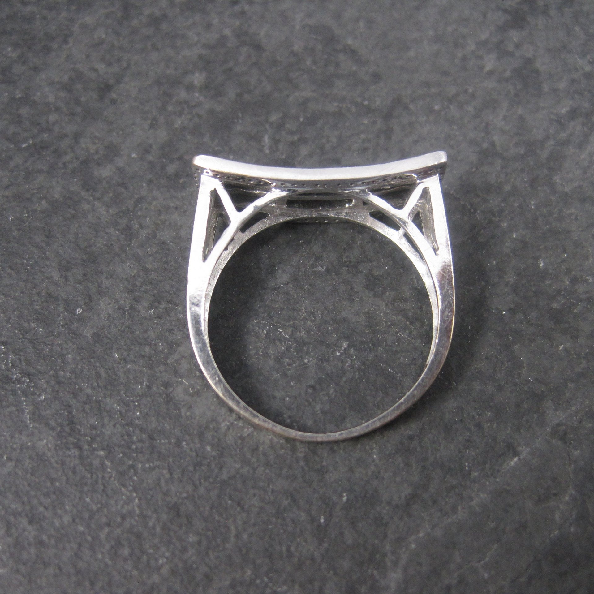 Estate 10K Black and White Diamond Ring .64 Ctw Size 8.5