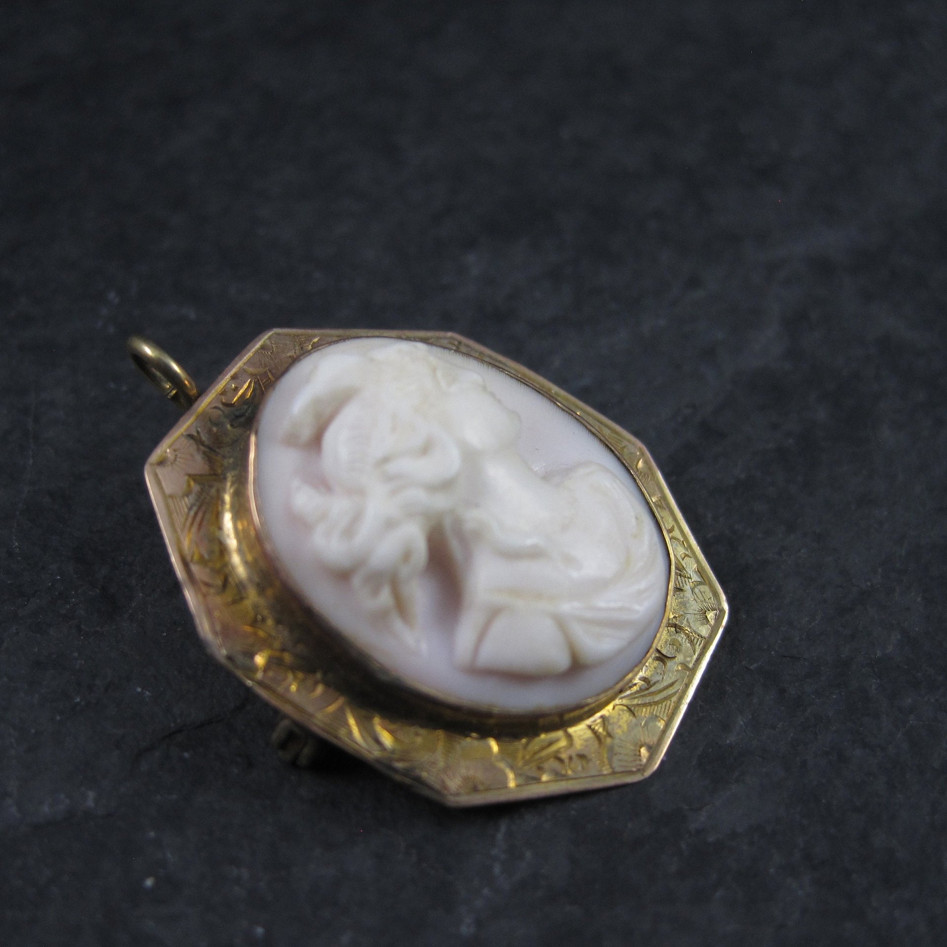 Antique 10K Carved Pink Cameo Brooch Pendant