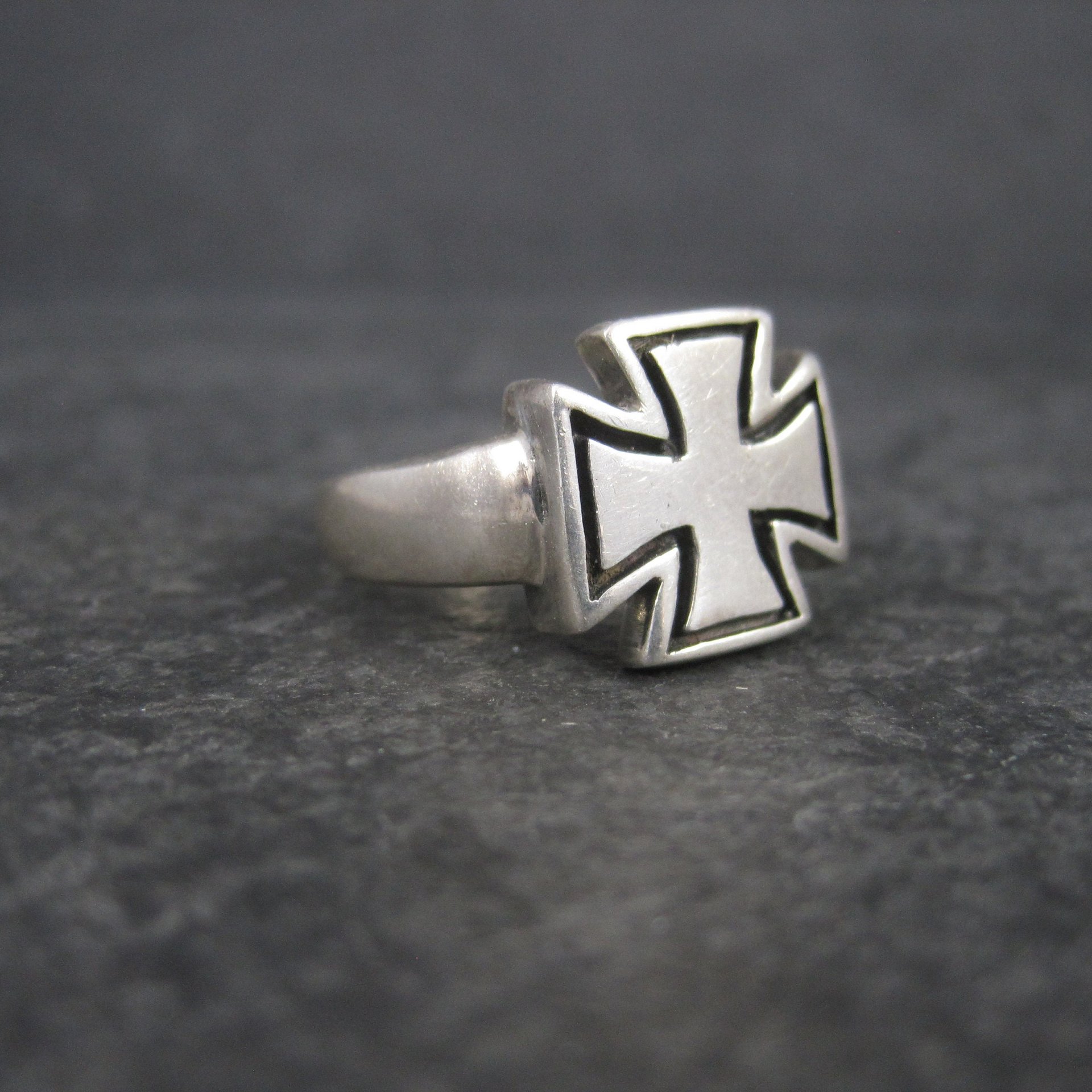 Mens Vintage Sterling Maltese Iron Cross Ring Size 12