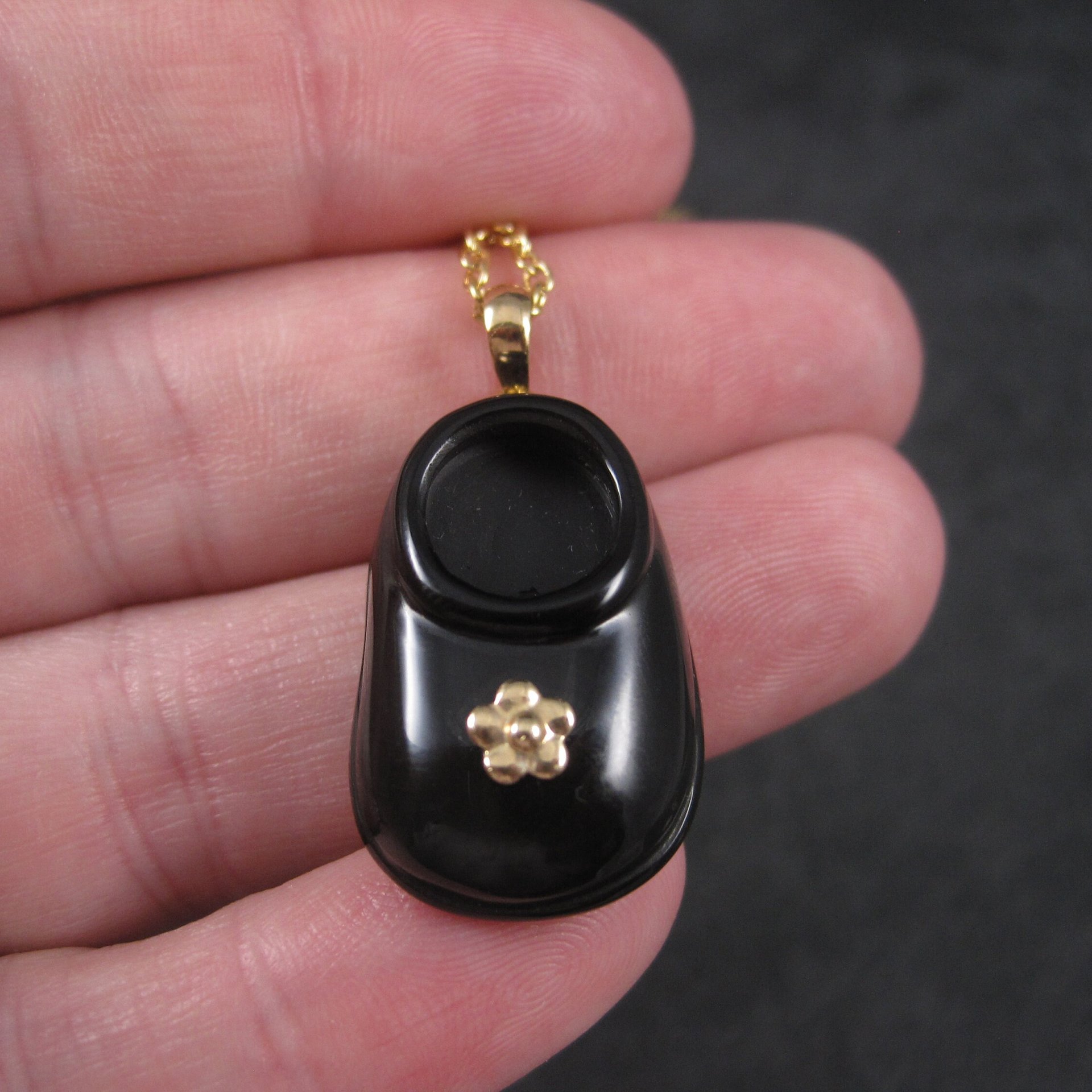 Vintage 14K Black Onyx Baby Shoe Pendant