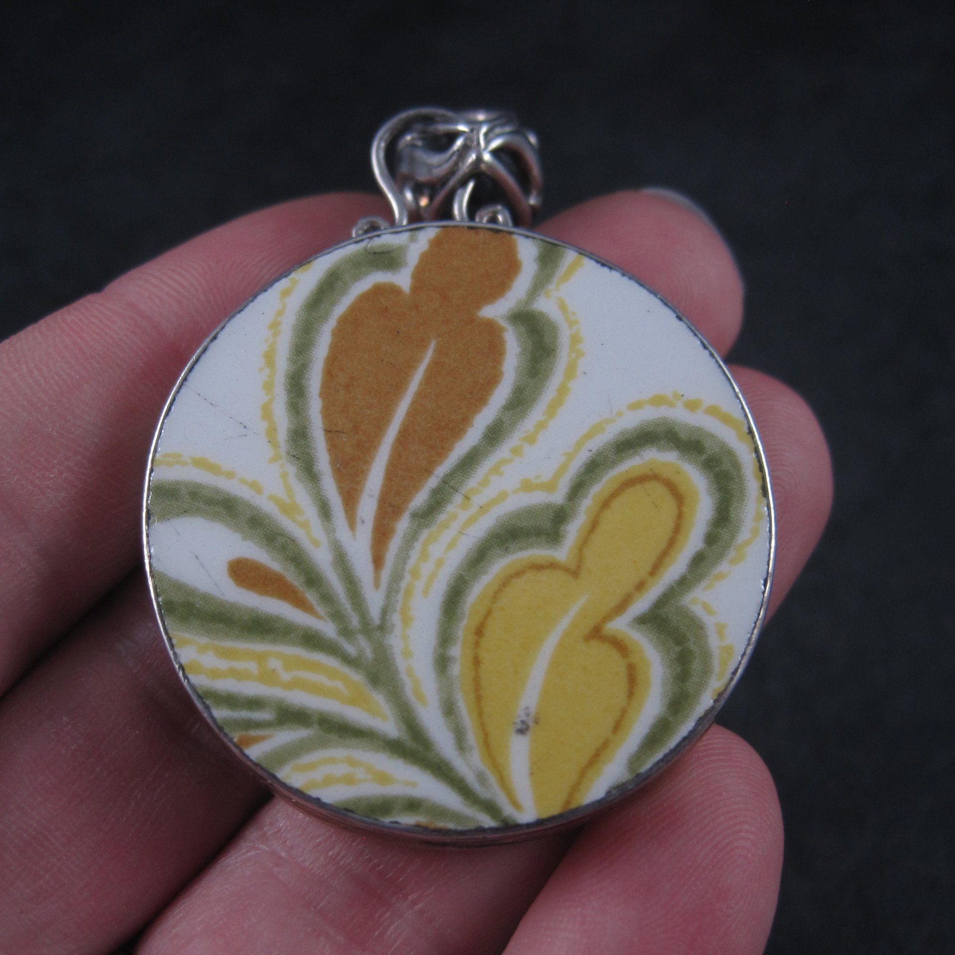 Vintage Sterling Yellow Pottery Pendant Necklace