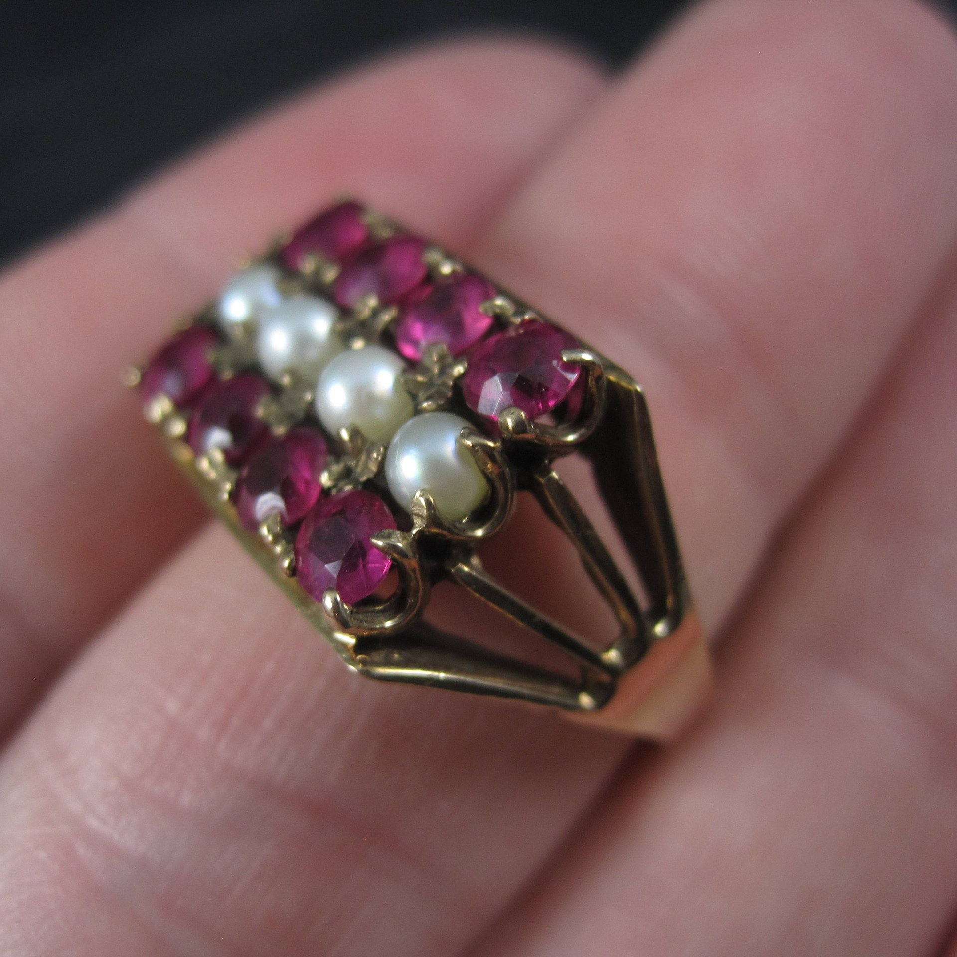 Antique 10K Ruby and Pearl Ring Size 6