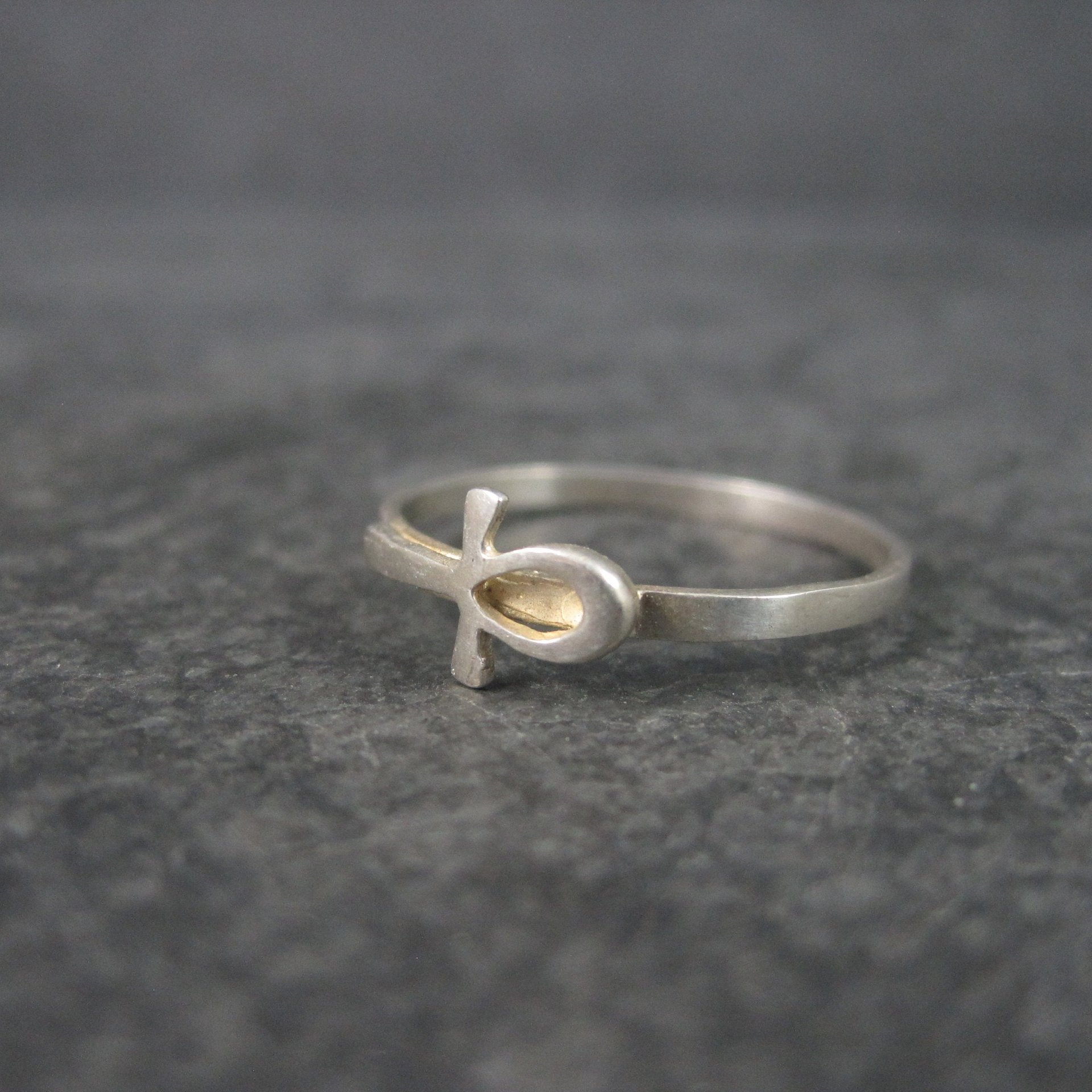 Dainty Vintage Sterling Ankh Ring Size 8