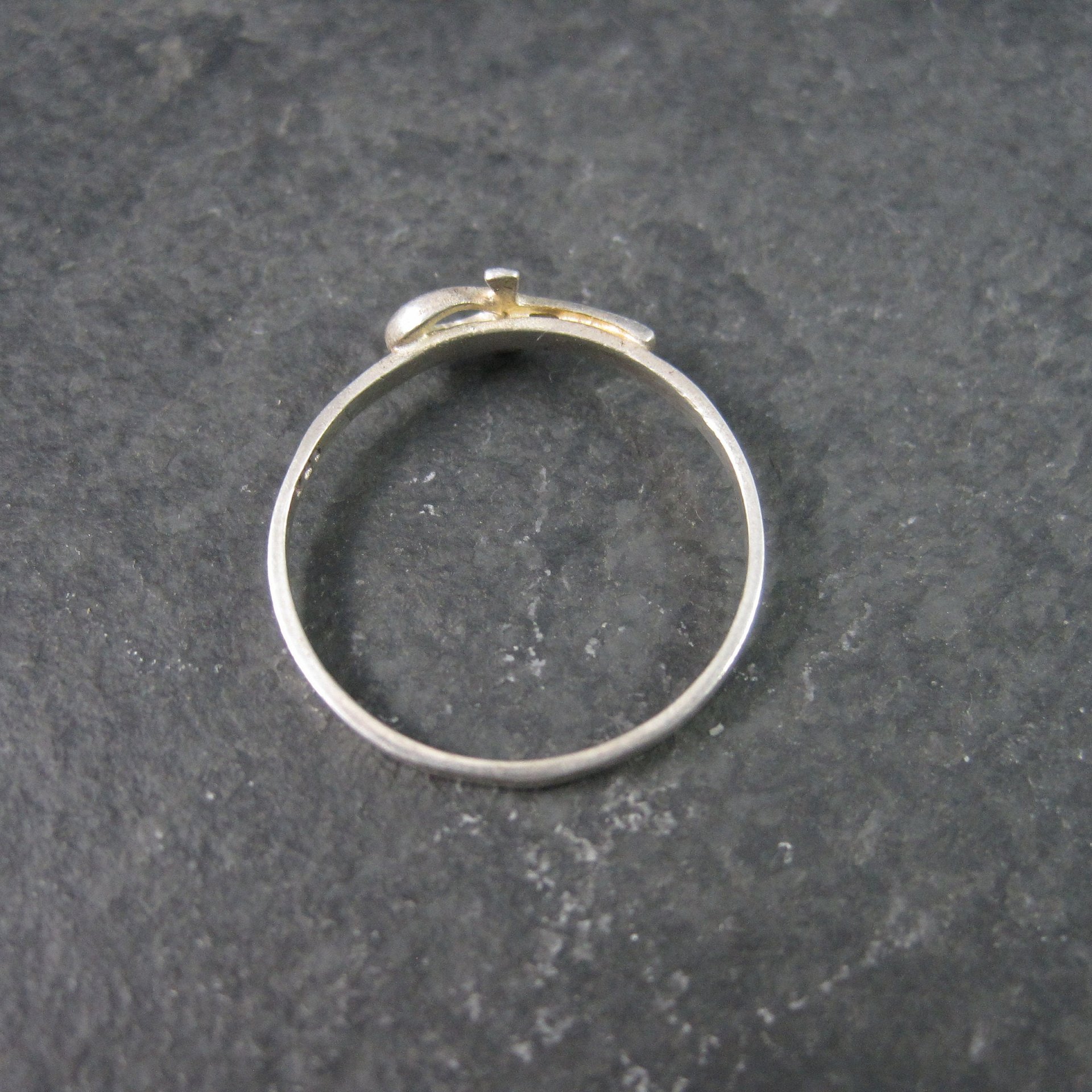 Dainty Vintage Sterling Ankh Ring Size 8
