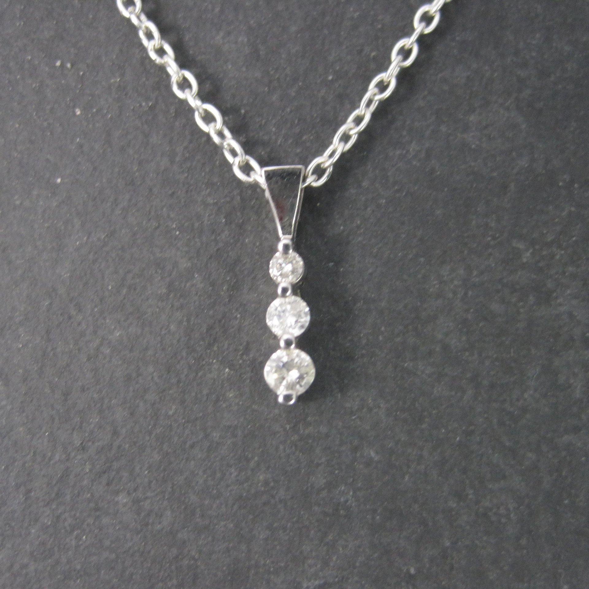 Estate 10K .28 Carat Graduated Diamond Pendant