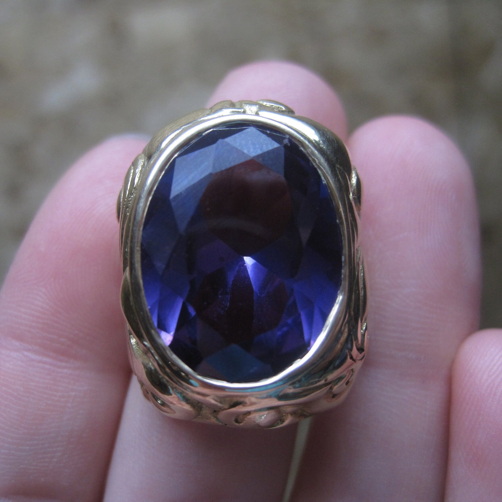Massive Artisan Celestial 14K Color Change Sapphire Alexandrite Ring Size 8