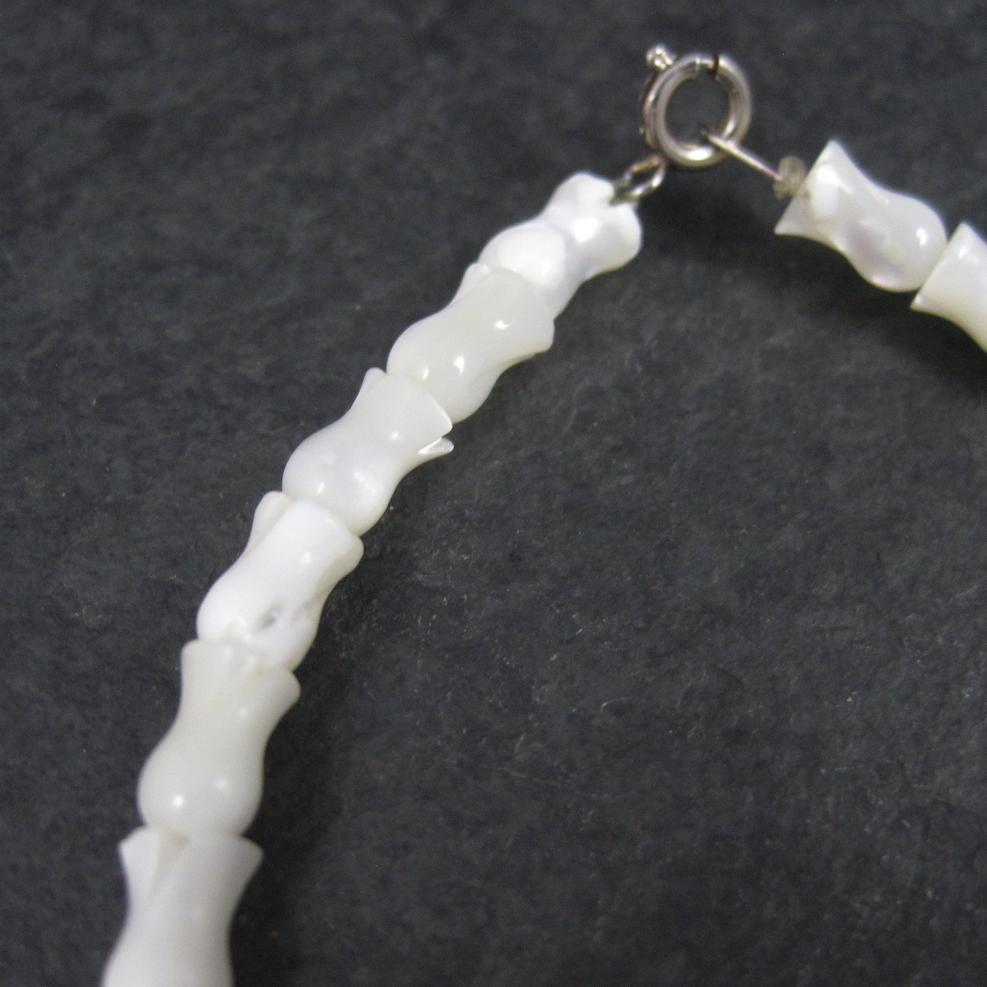 Vintage Mother of Pearl Coral Tulip Bracelet 7.5 Inches
