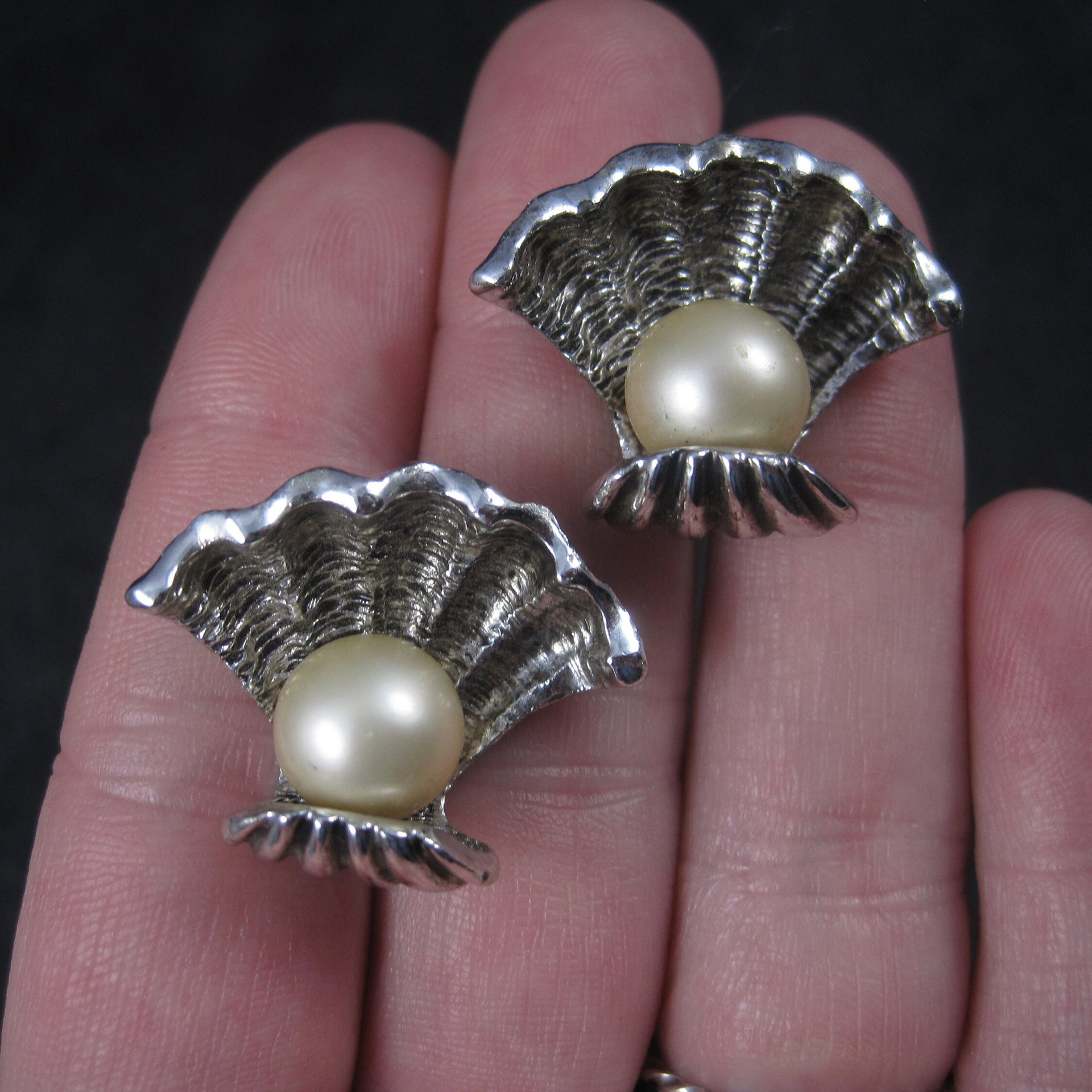 Large Vintage Pearl Clam Shell Nautical Cufflinks Judy Lee