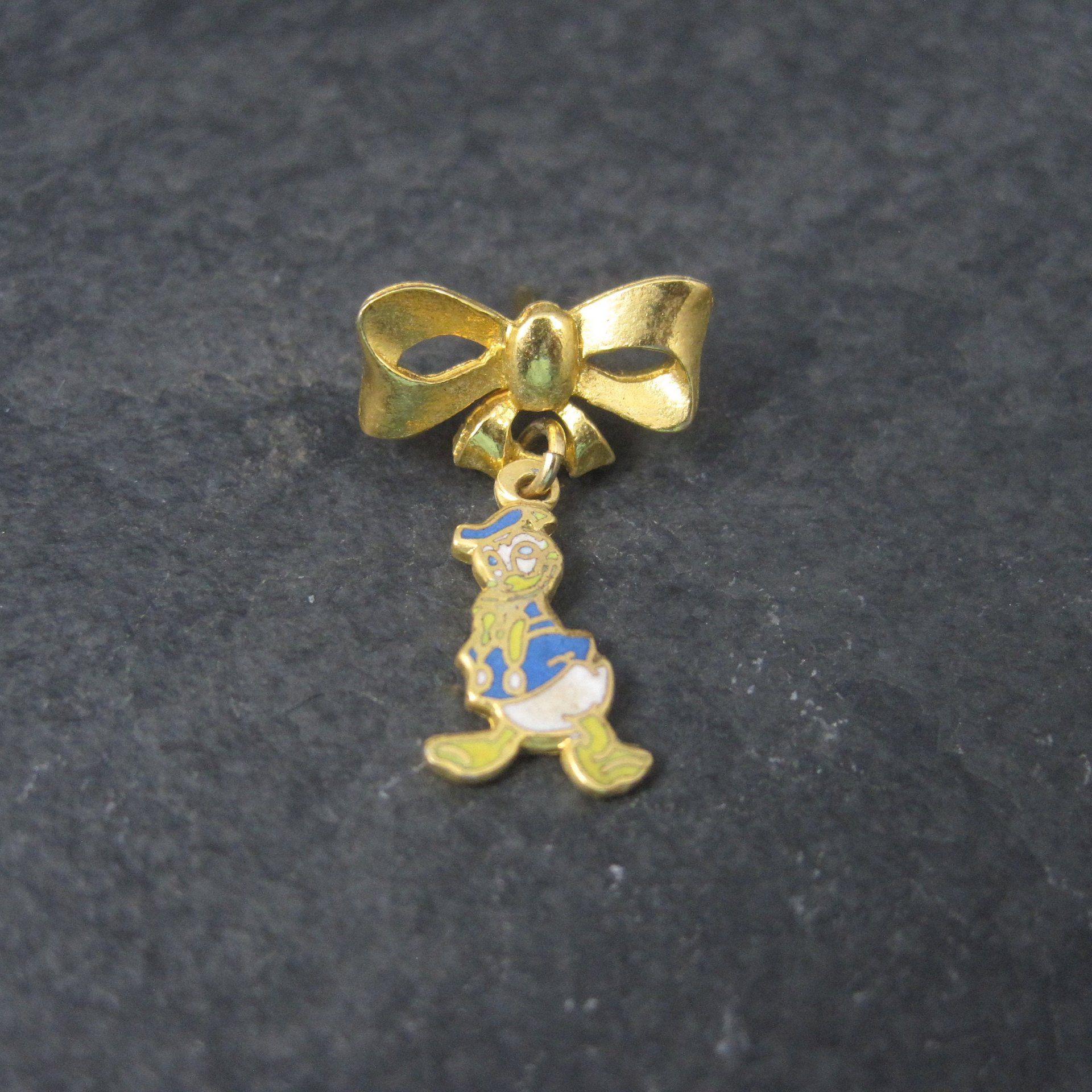 Vintage Licensed Disney Enamel Donald Duck Lapel Pin