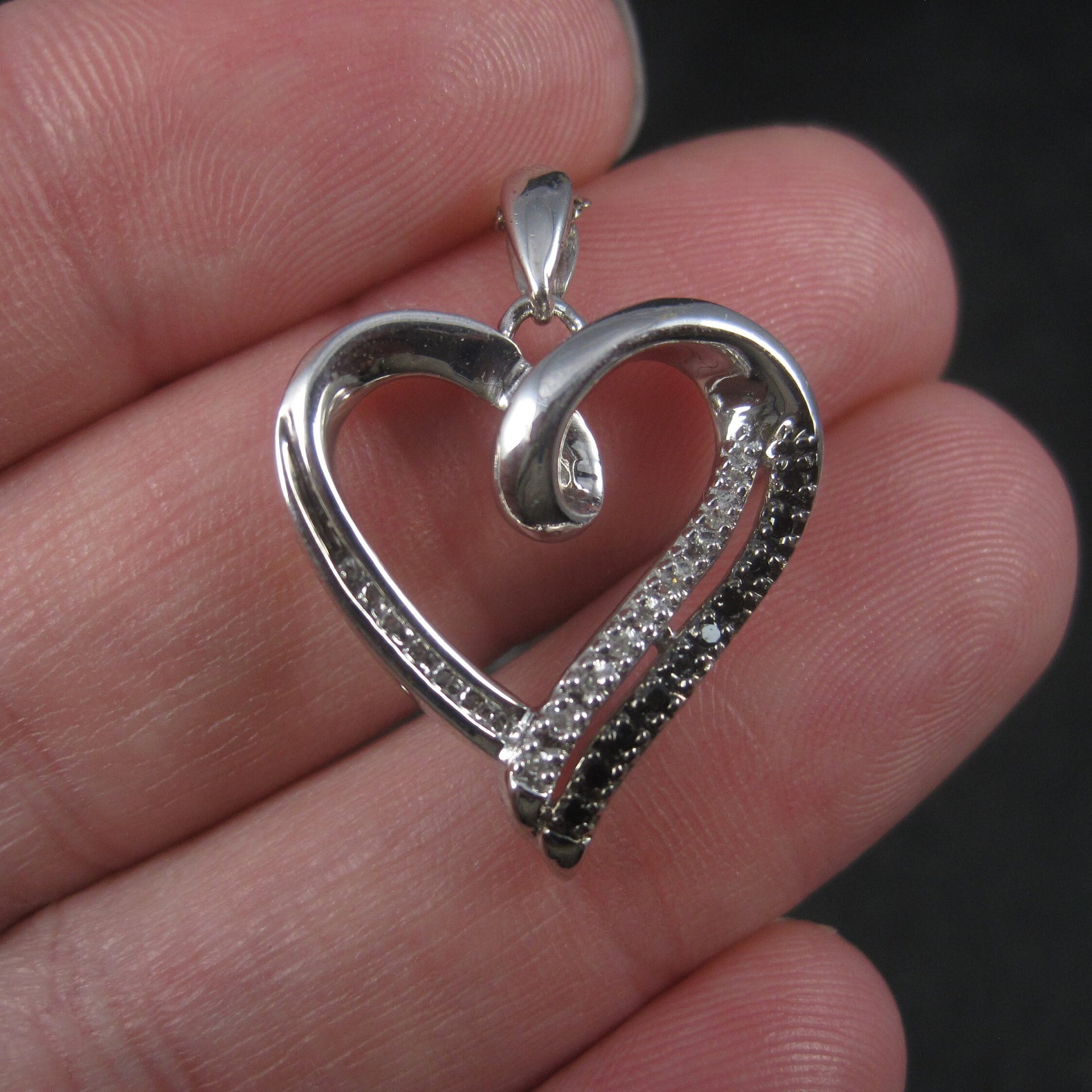 Vintage 90s Sterling Black and White Diamond Heart Pendant Necklace and Earrings Jewelry Set
