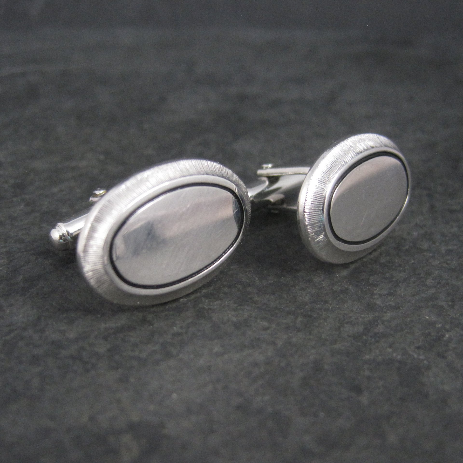 Vintage Engravable Silvertone Cufflinks