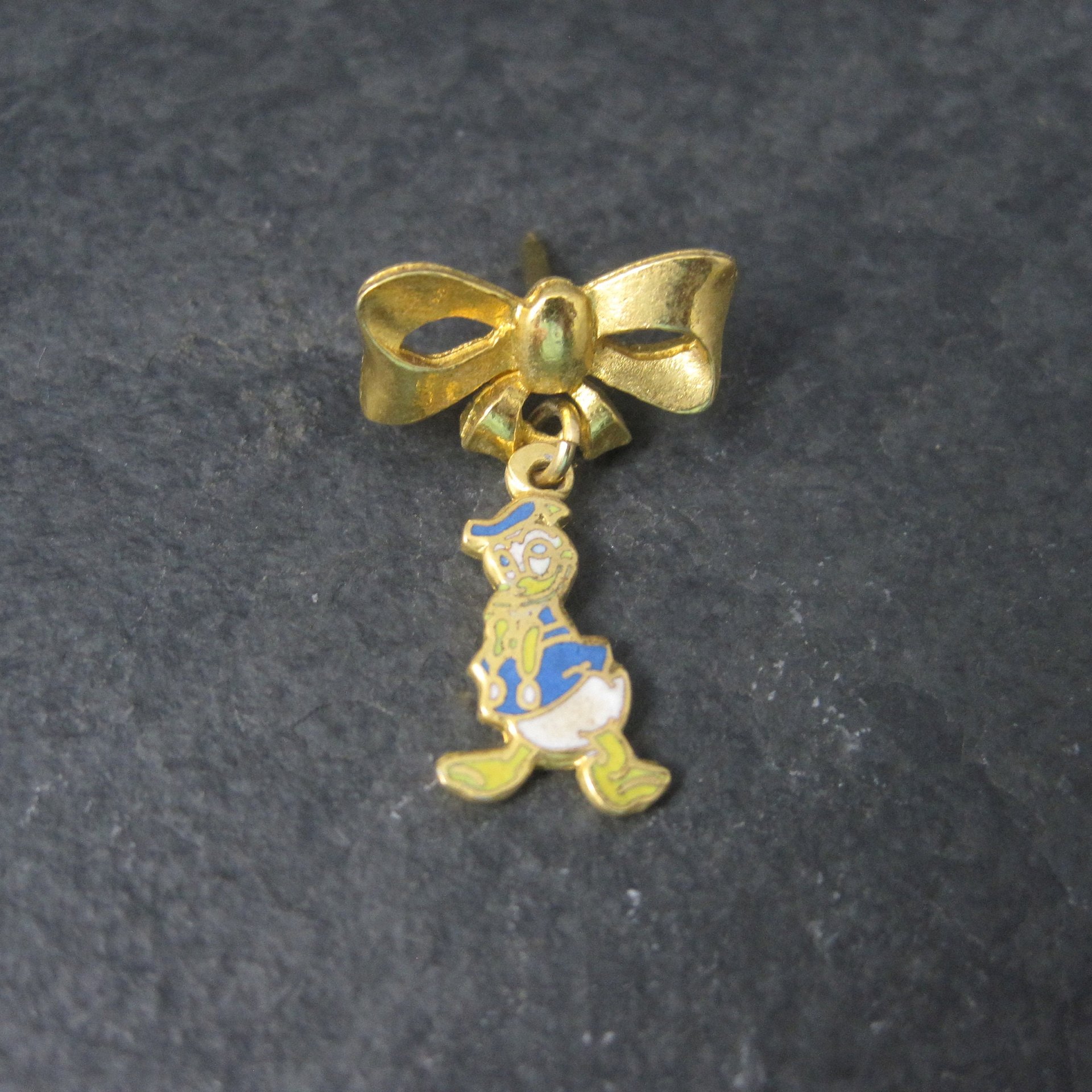 Vintage Licensed Disney Enamel Donald Duck Lapel Pin