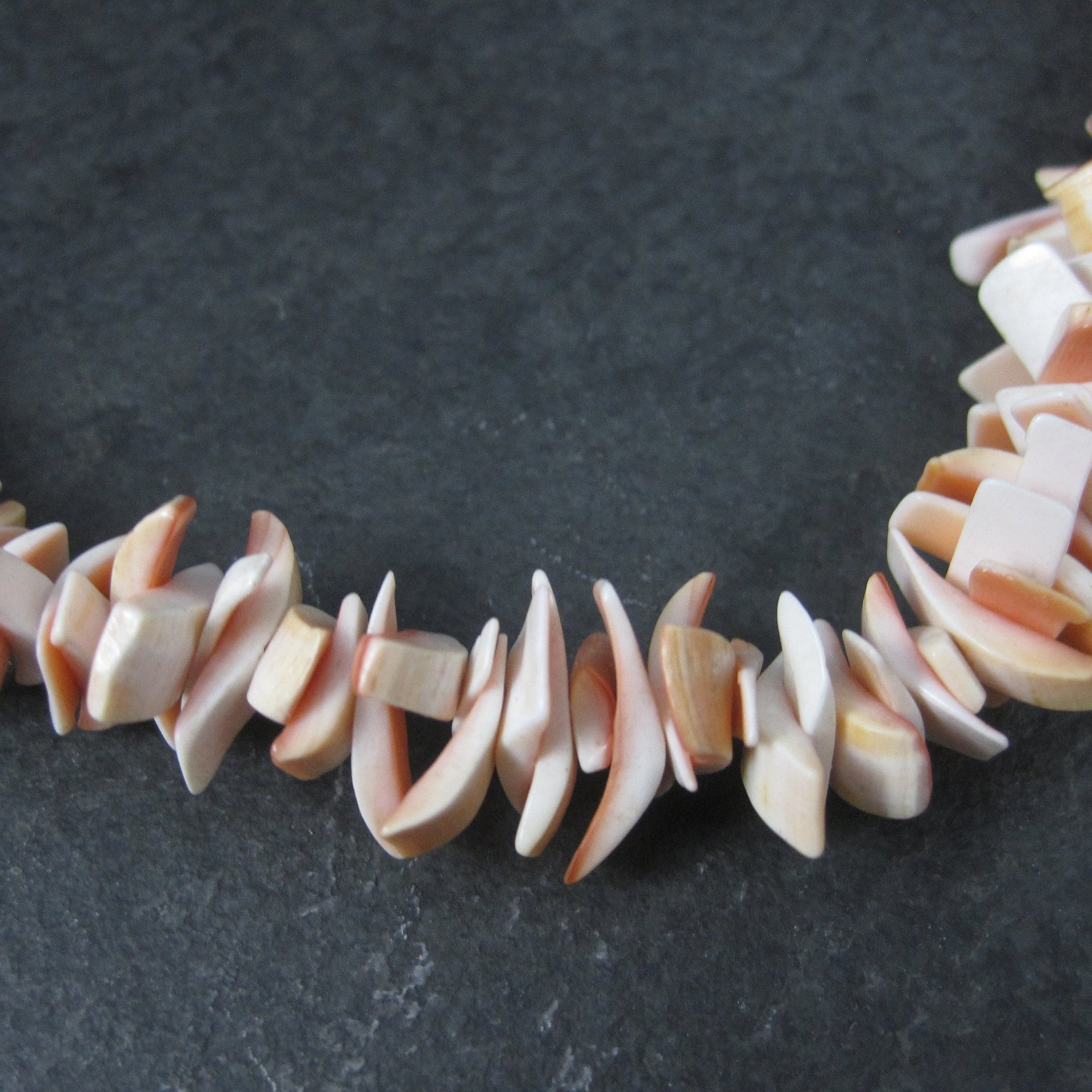 Vintage Coral Necklace 17 Inches