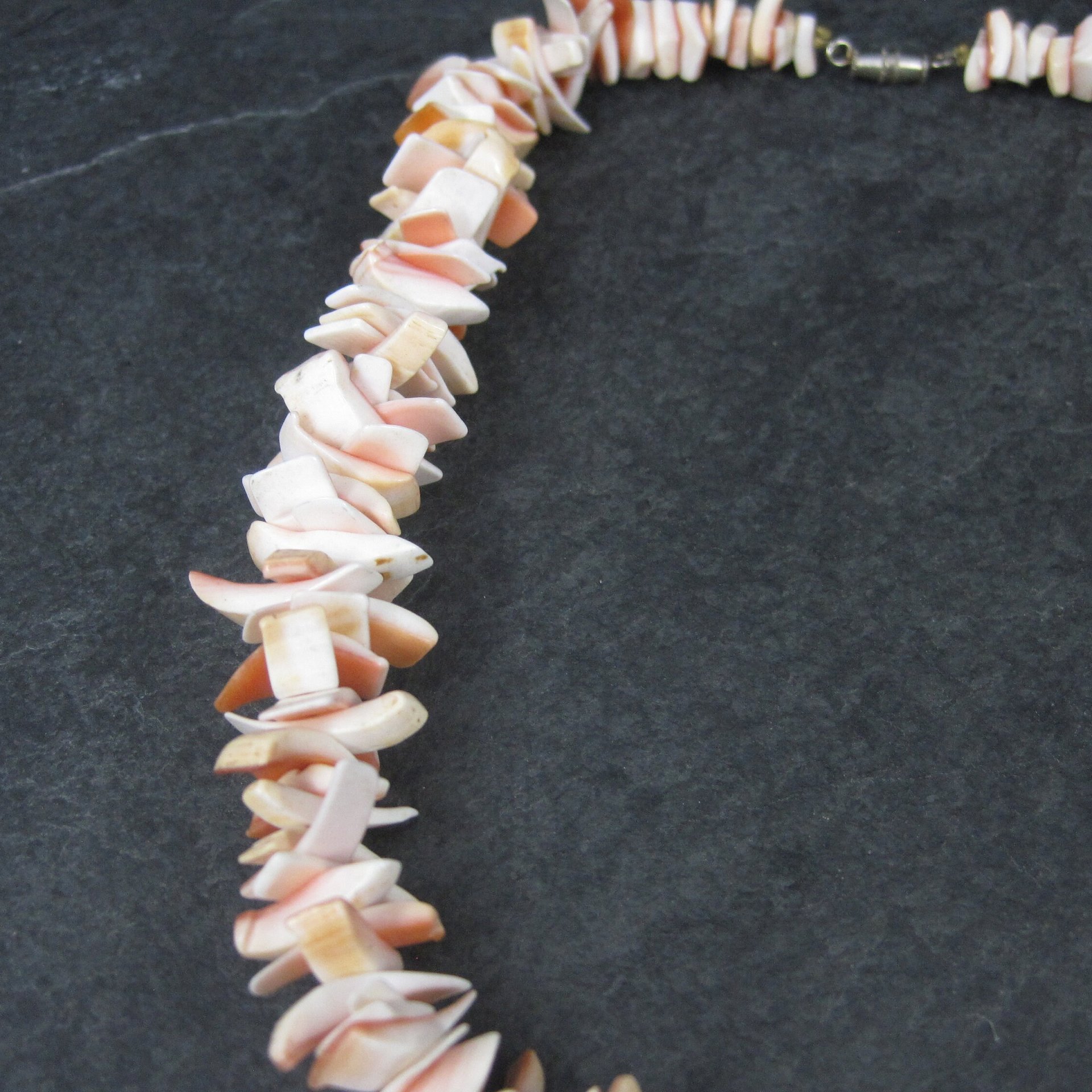 Vintage Coral Necklace 17 Inches