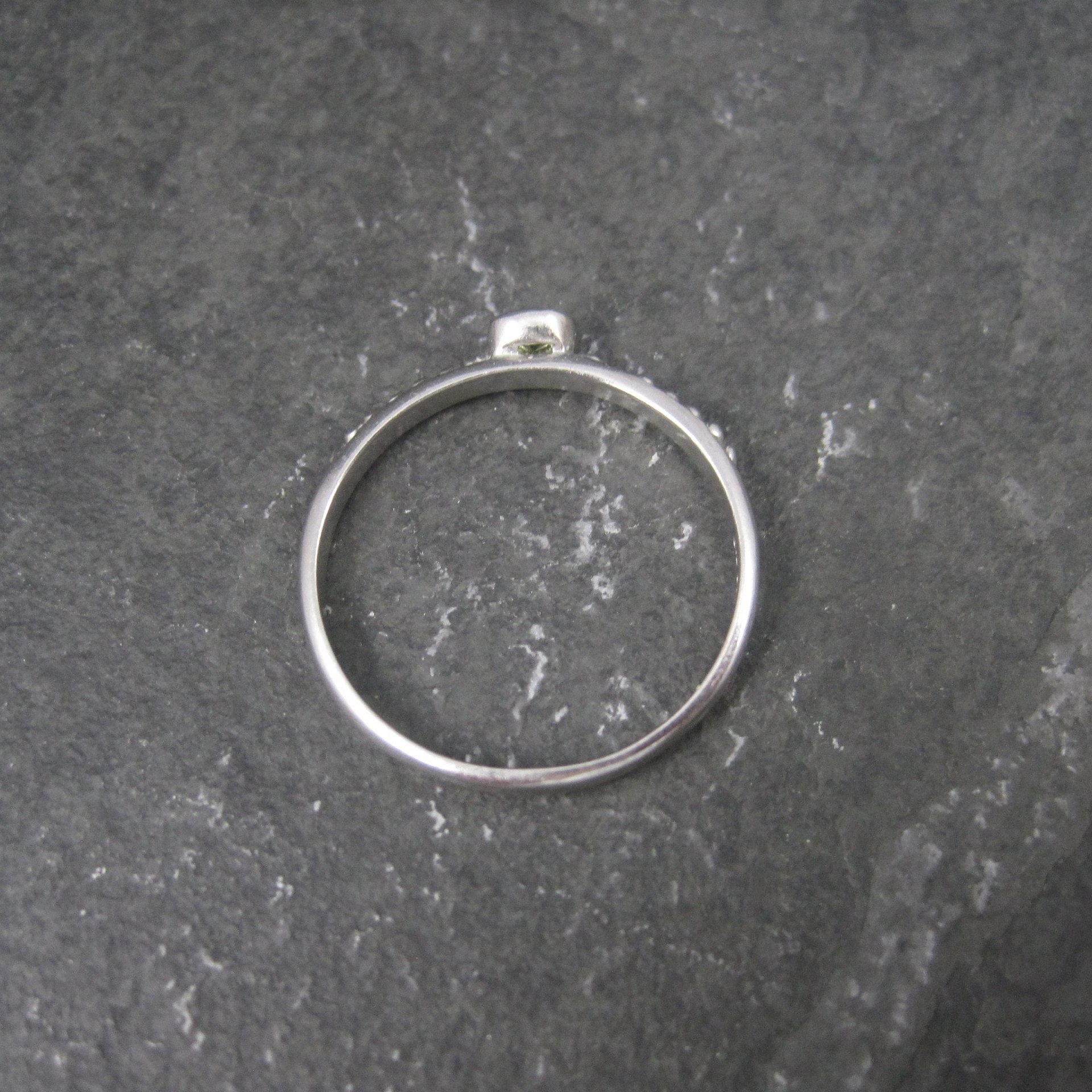 Simple Sterling Peridot Ring Size 9 Clyde Duneier