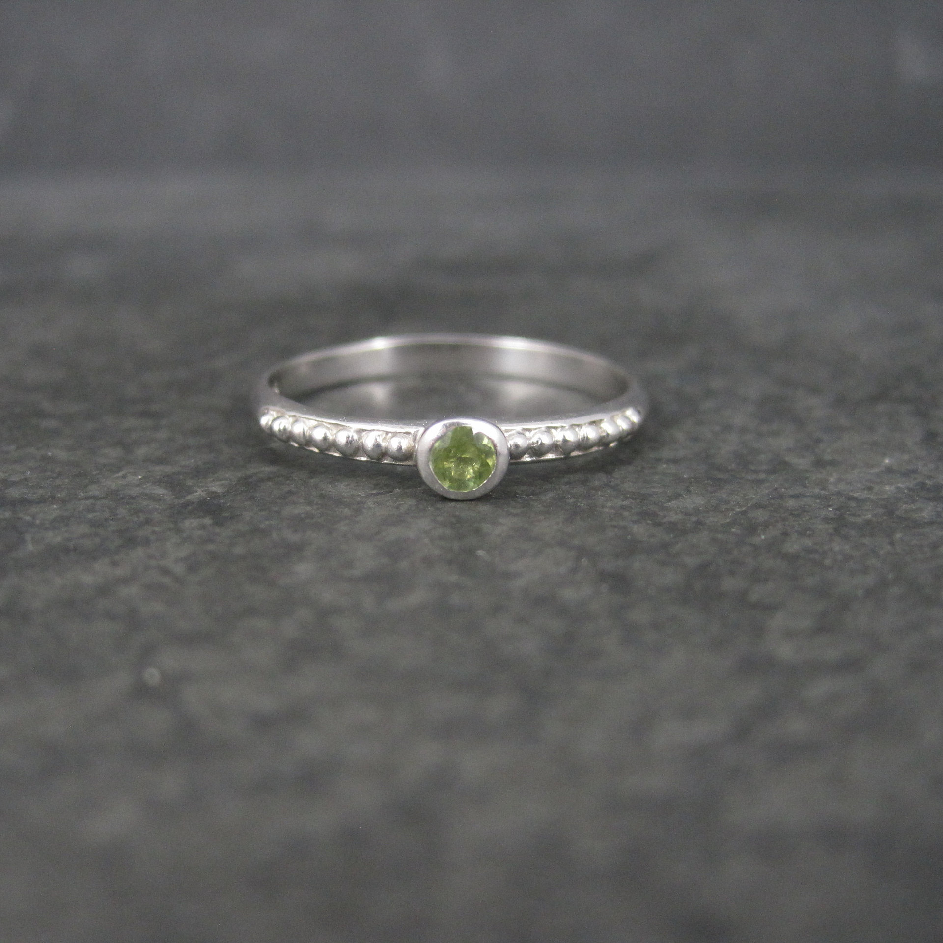 Simple Sterling Peridot Ring Size 9 Clyde Duneier