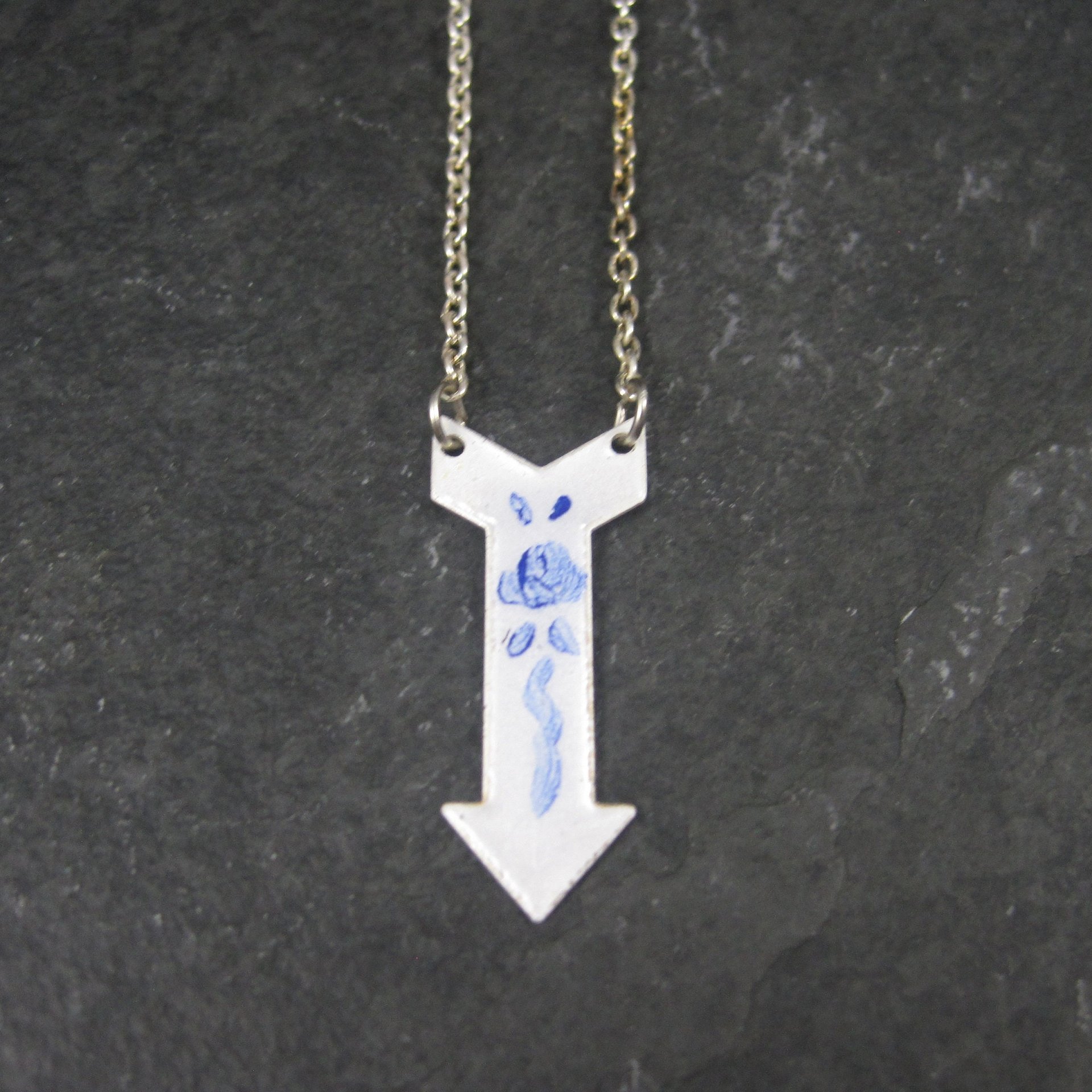Vintage Blue White Guilloche Rose Arrow Pendant Necklace New Old Stock