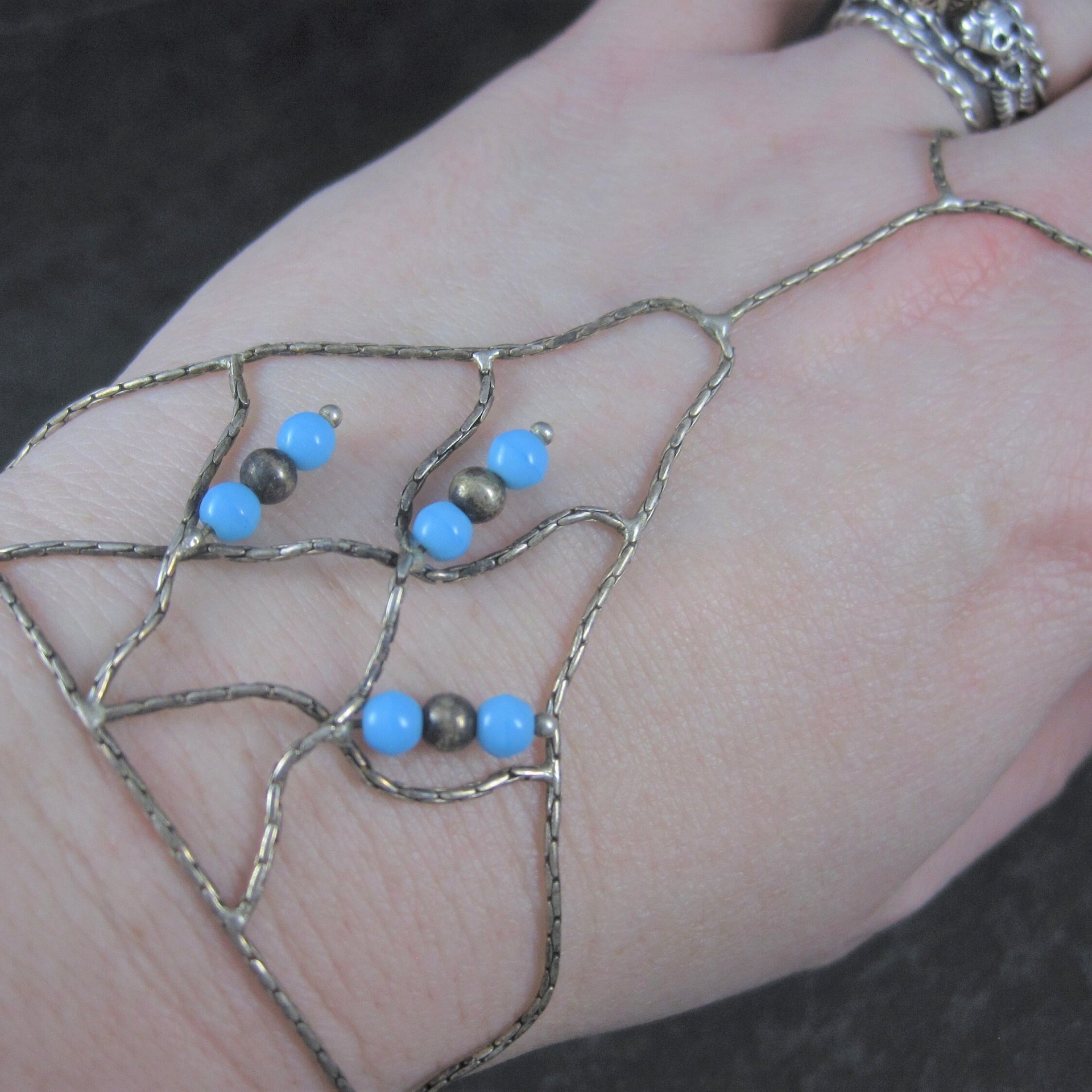 Vintage Sterling Turquoise Bead Liquid Slave Bracelet 7 Inches