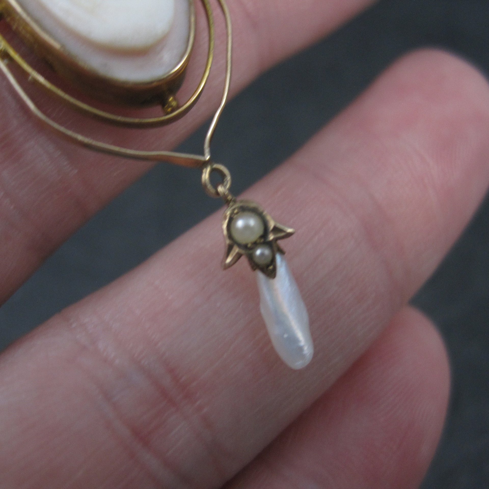 Antique 10K Seed Pearl Cameo Pendant